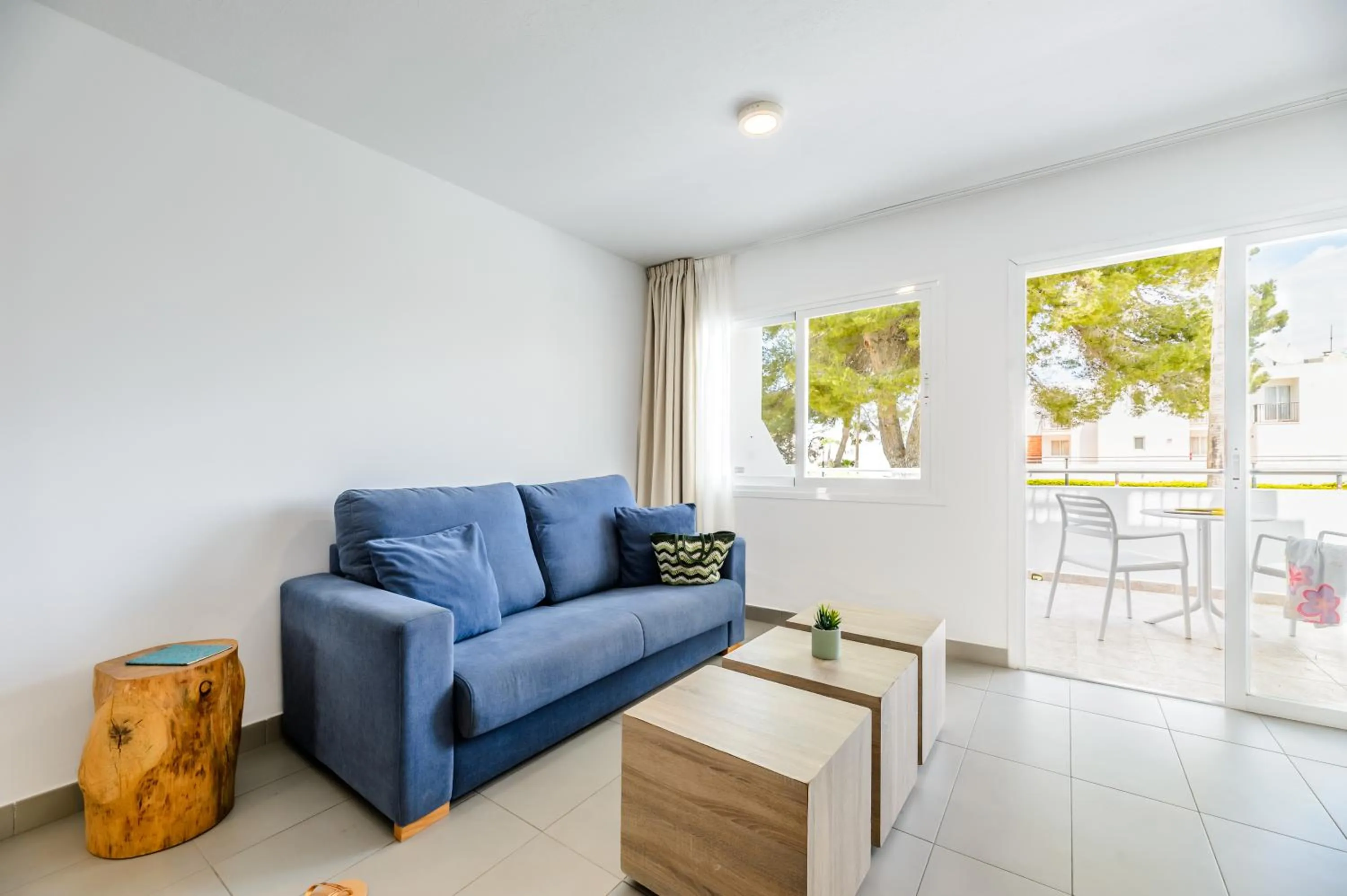 Living room in Apartamentos Vibra Riviera