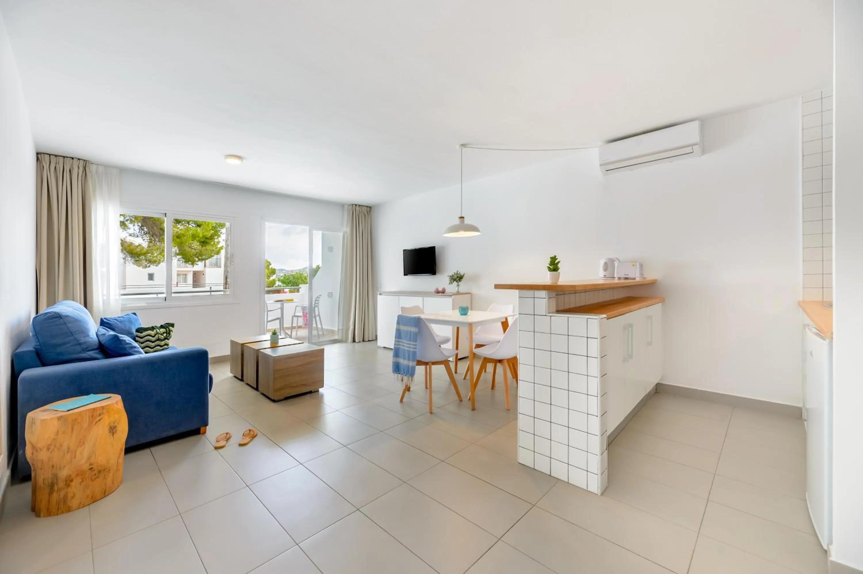 Living room in Apartamentos Vibra Riviera