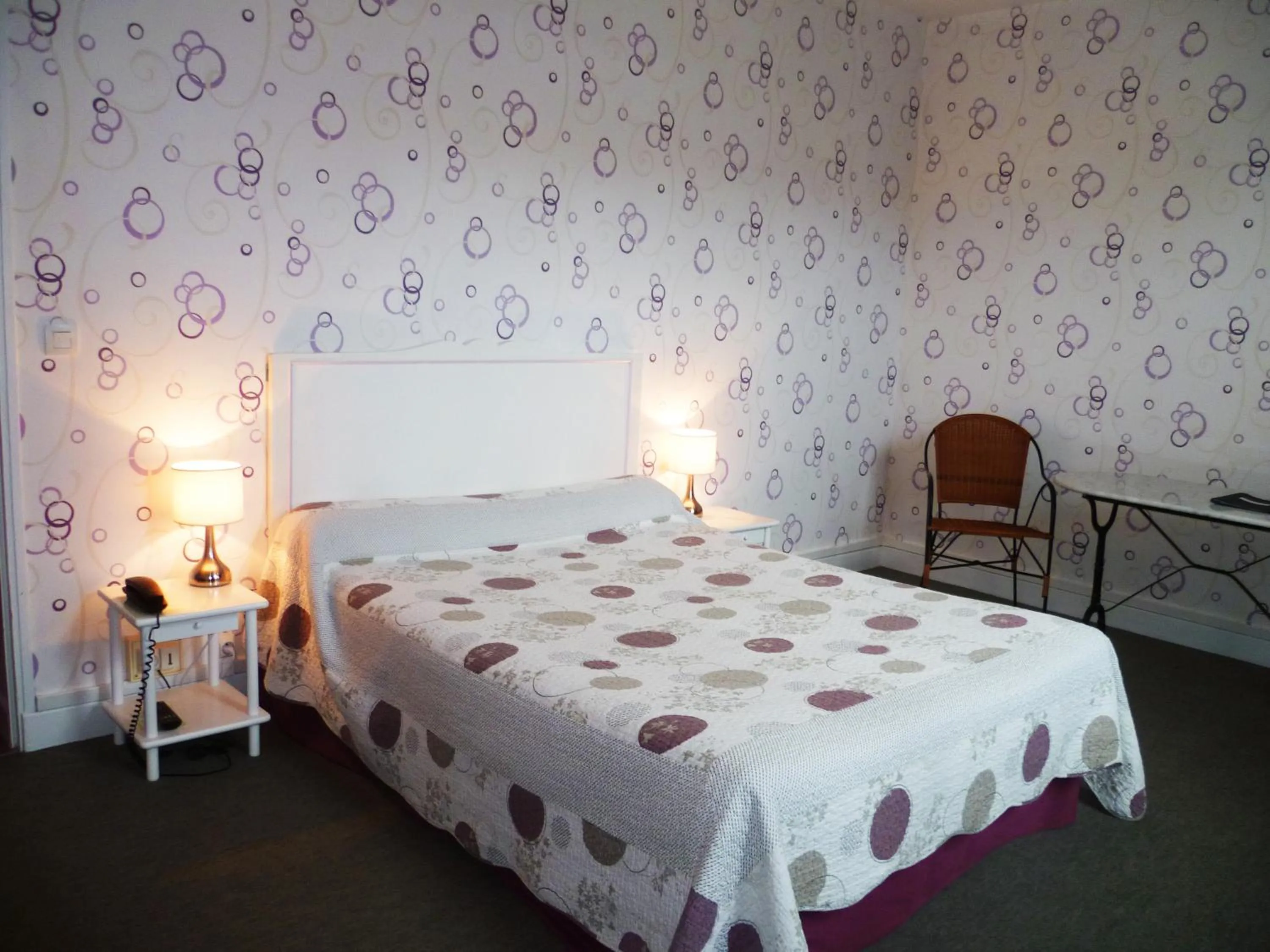 Photo of the whole room, Bed in Hôtel La Résidence