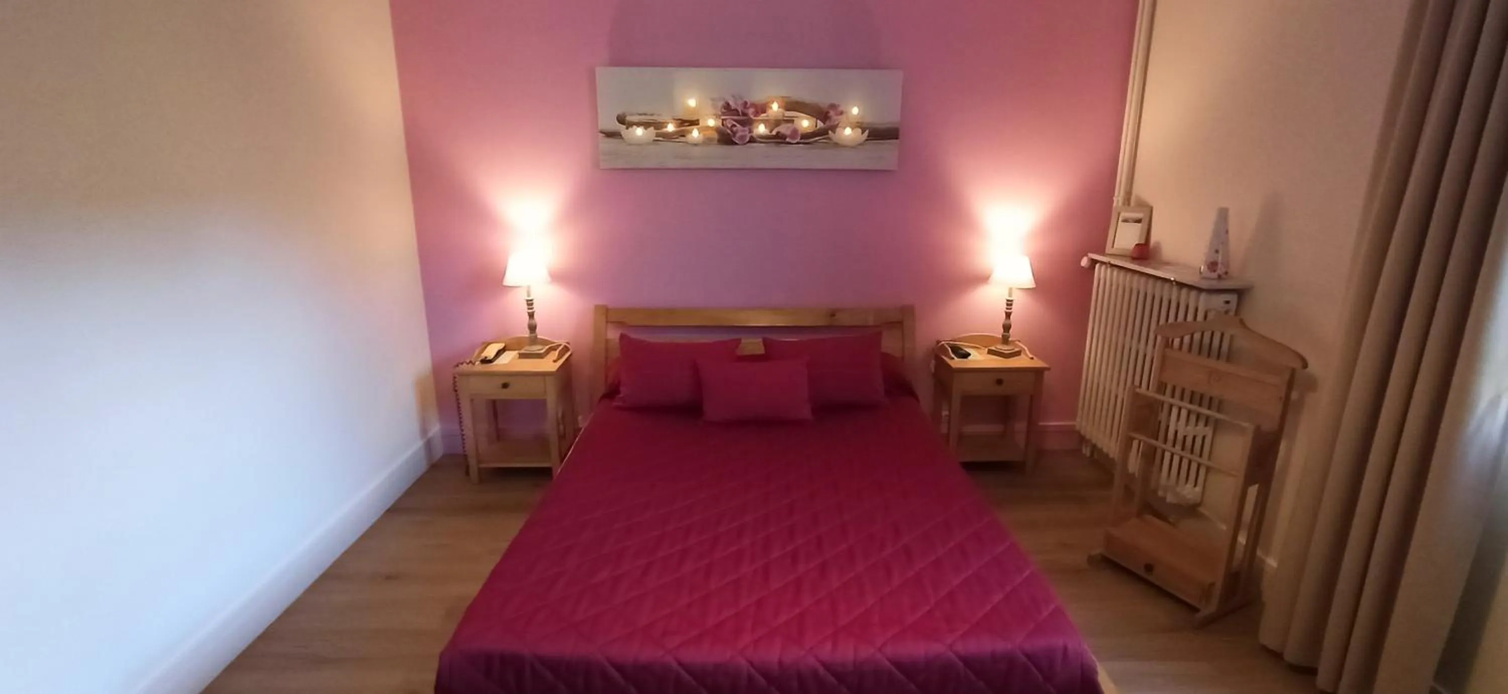 Bed in Hôtel La Résidence