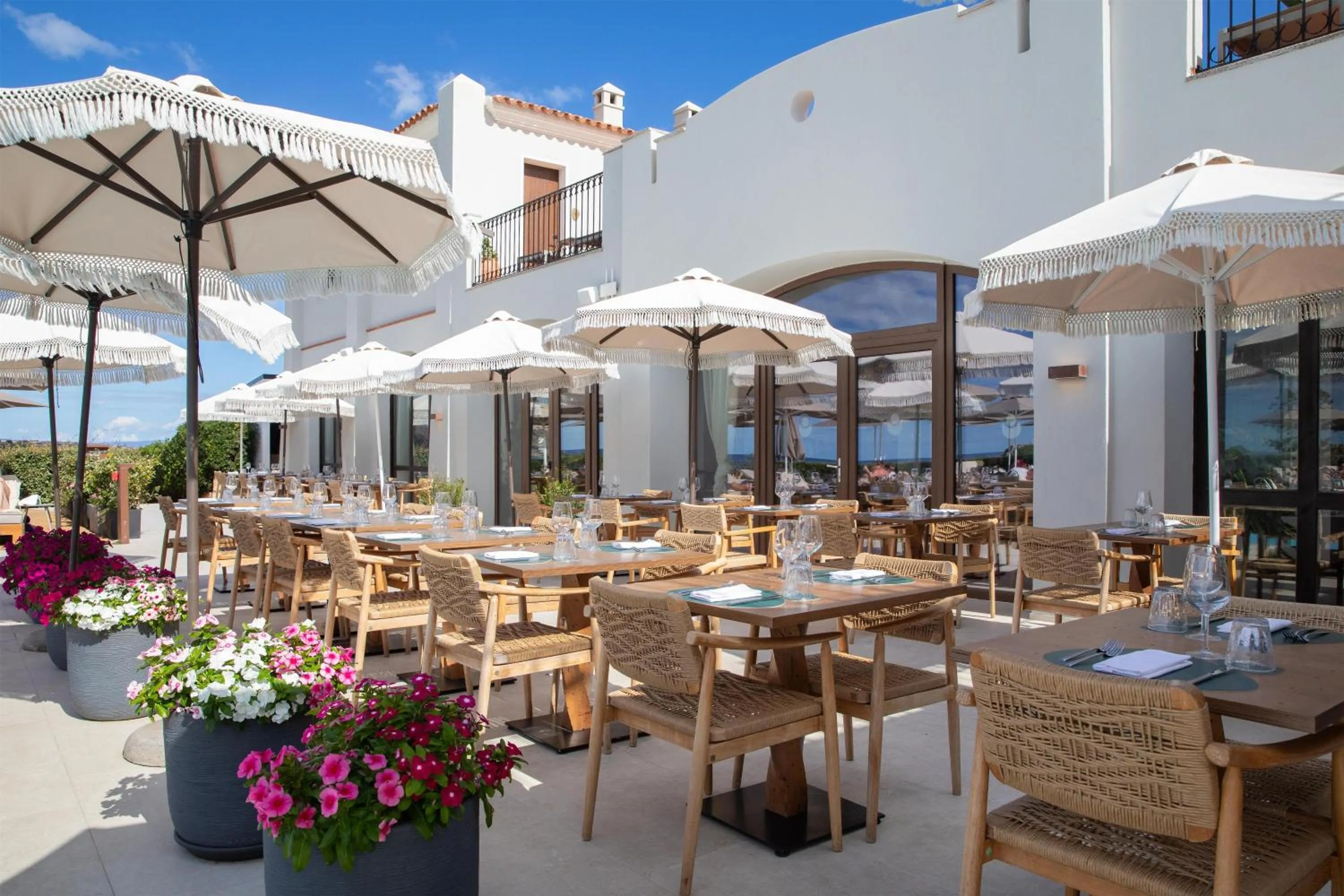 Restaurant/places to eat in Mangia's Santa Teresa Sardinia, Curio Collection by Hilton