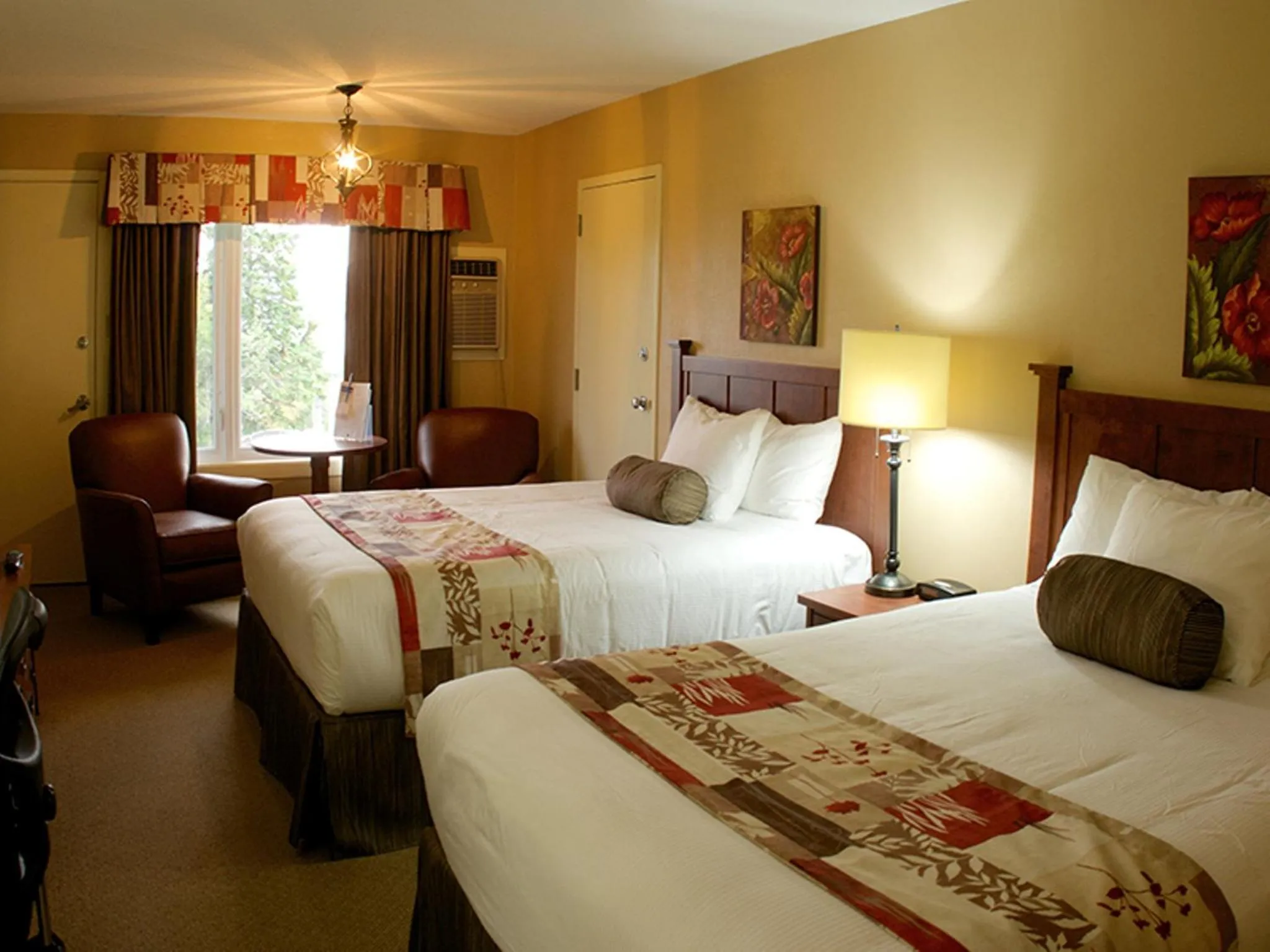 Bed in Silver Dart Lodge