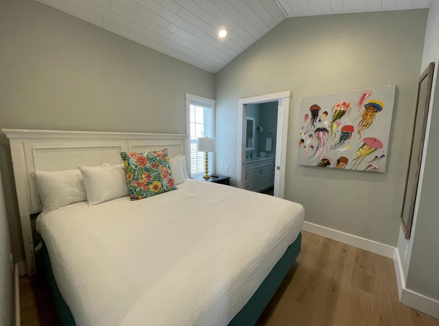 Bed in Key West Cottages