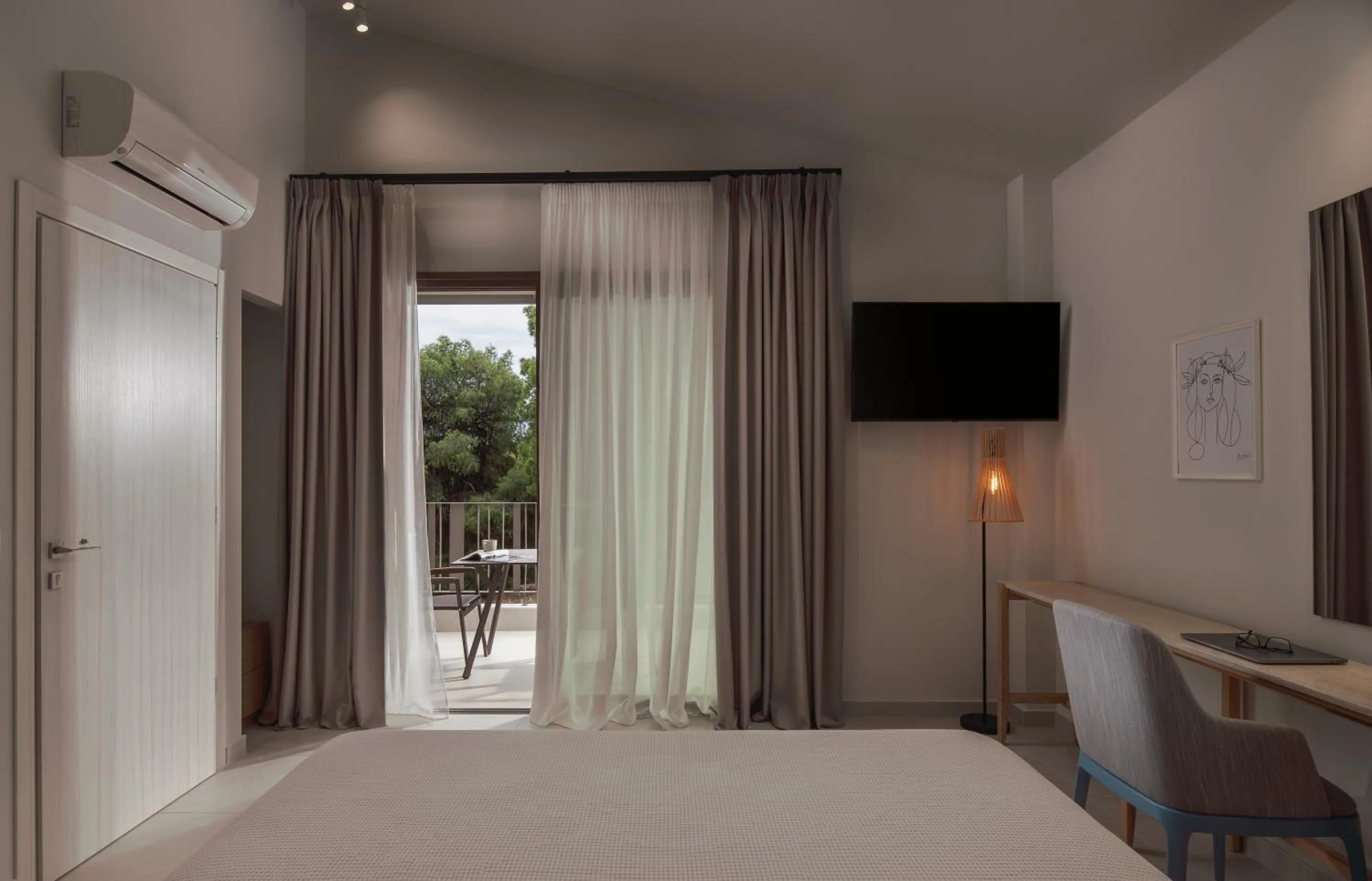 Photo of the whole room, Bed in Philoxenia Hotel