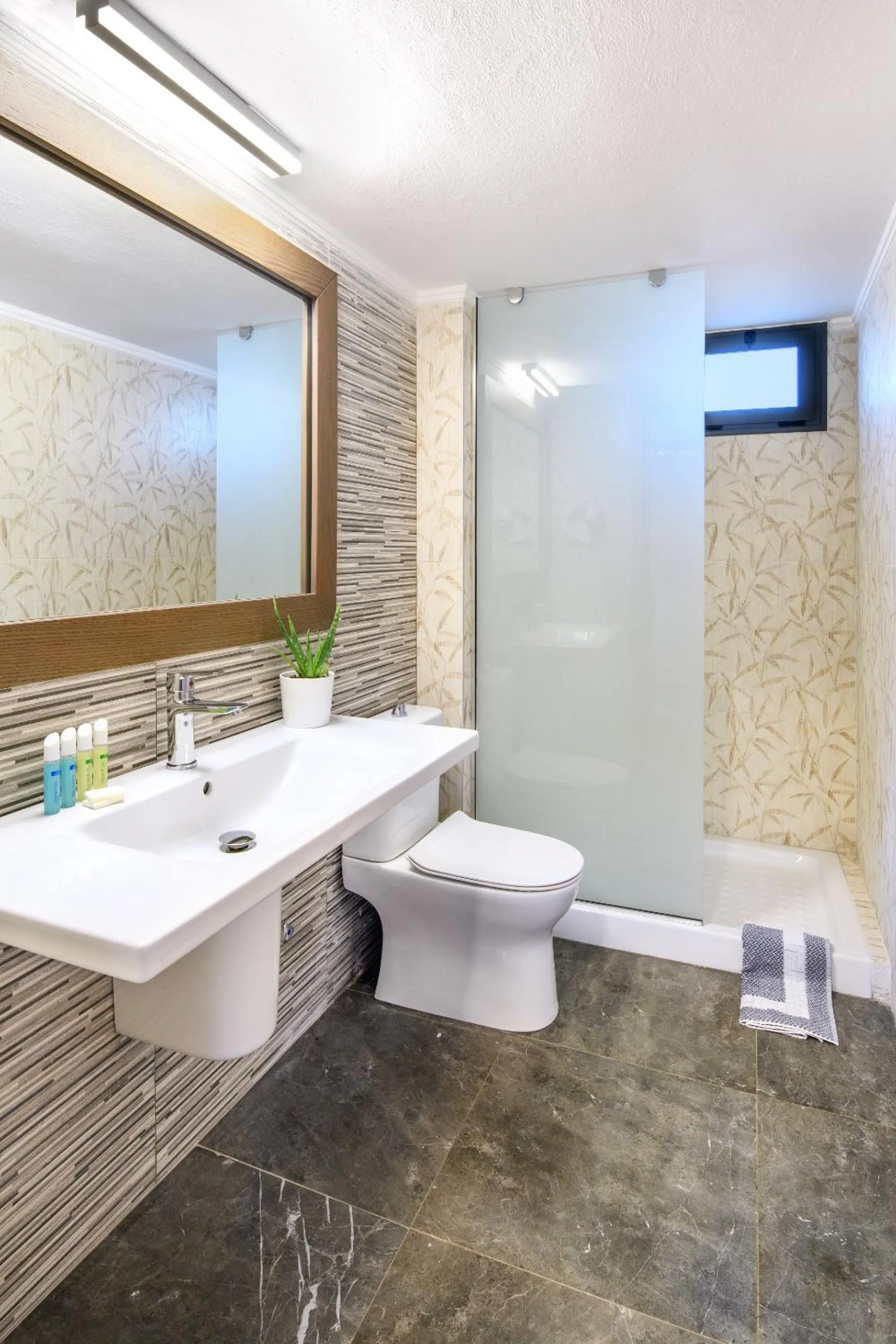 Shower in Philoxenia Hotel