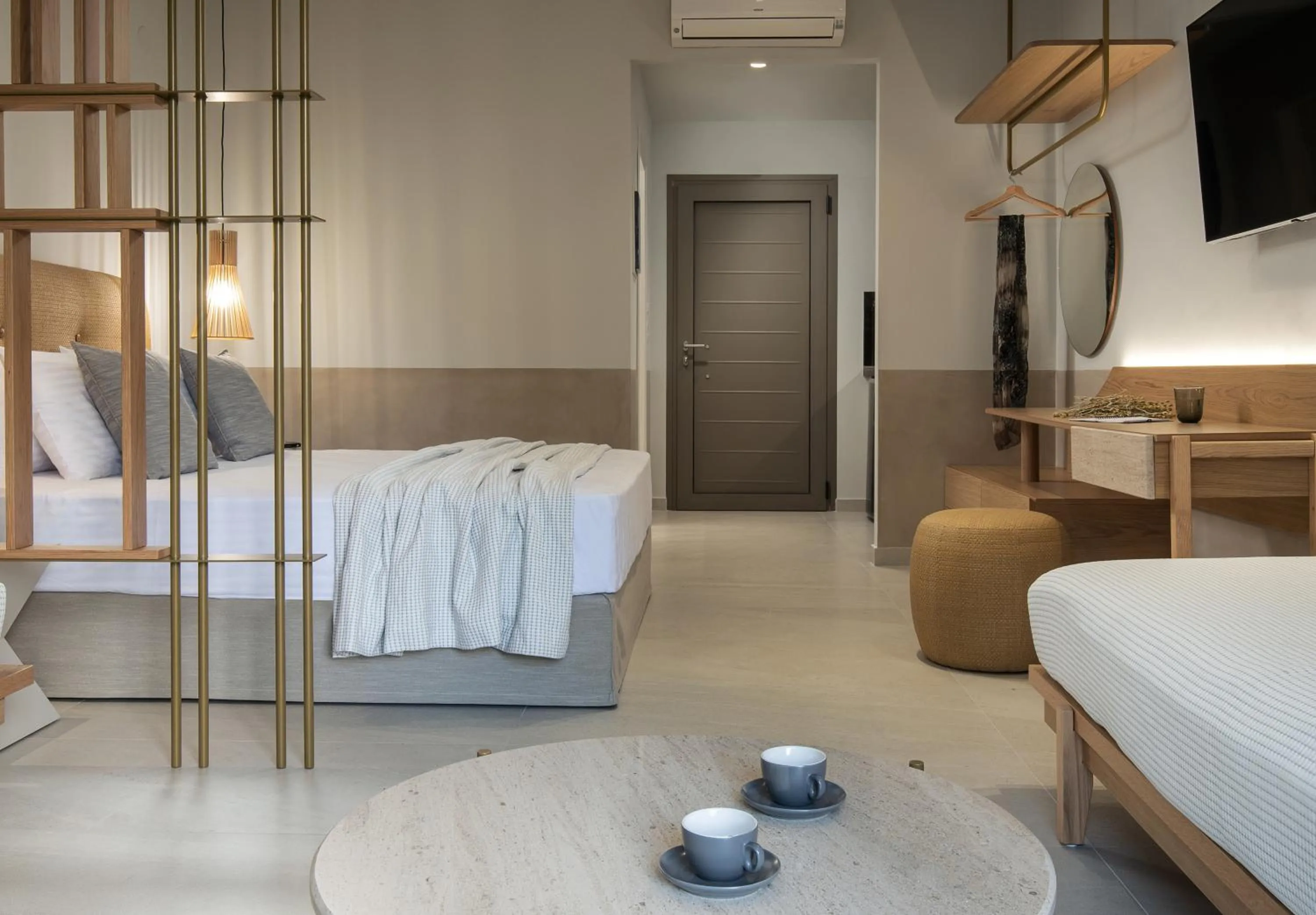 Living room, Bed in Philoxenia Hotel