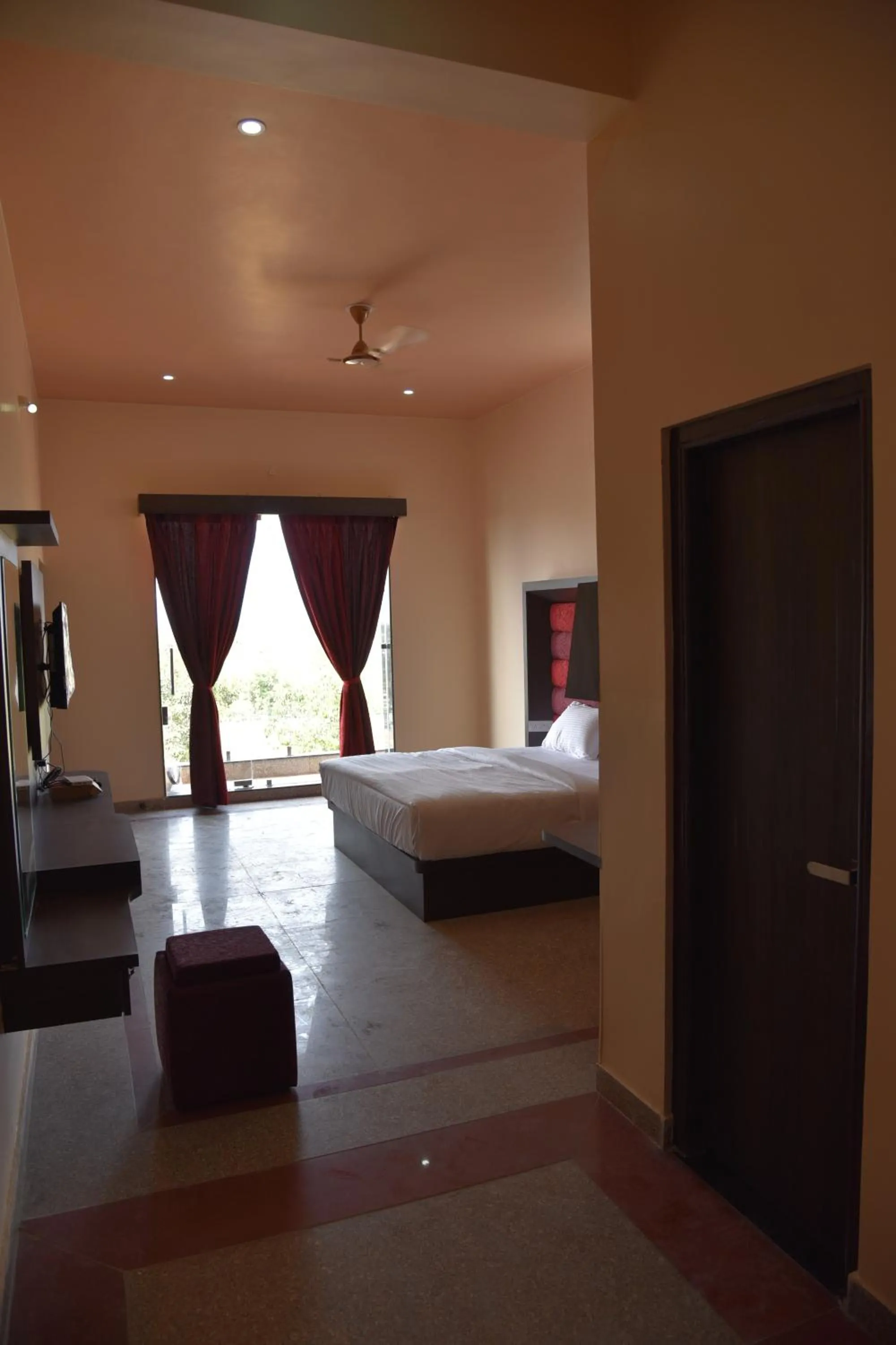 Photo of the whole room in Chitrakoot Garden and Resorts