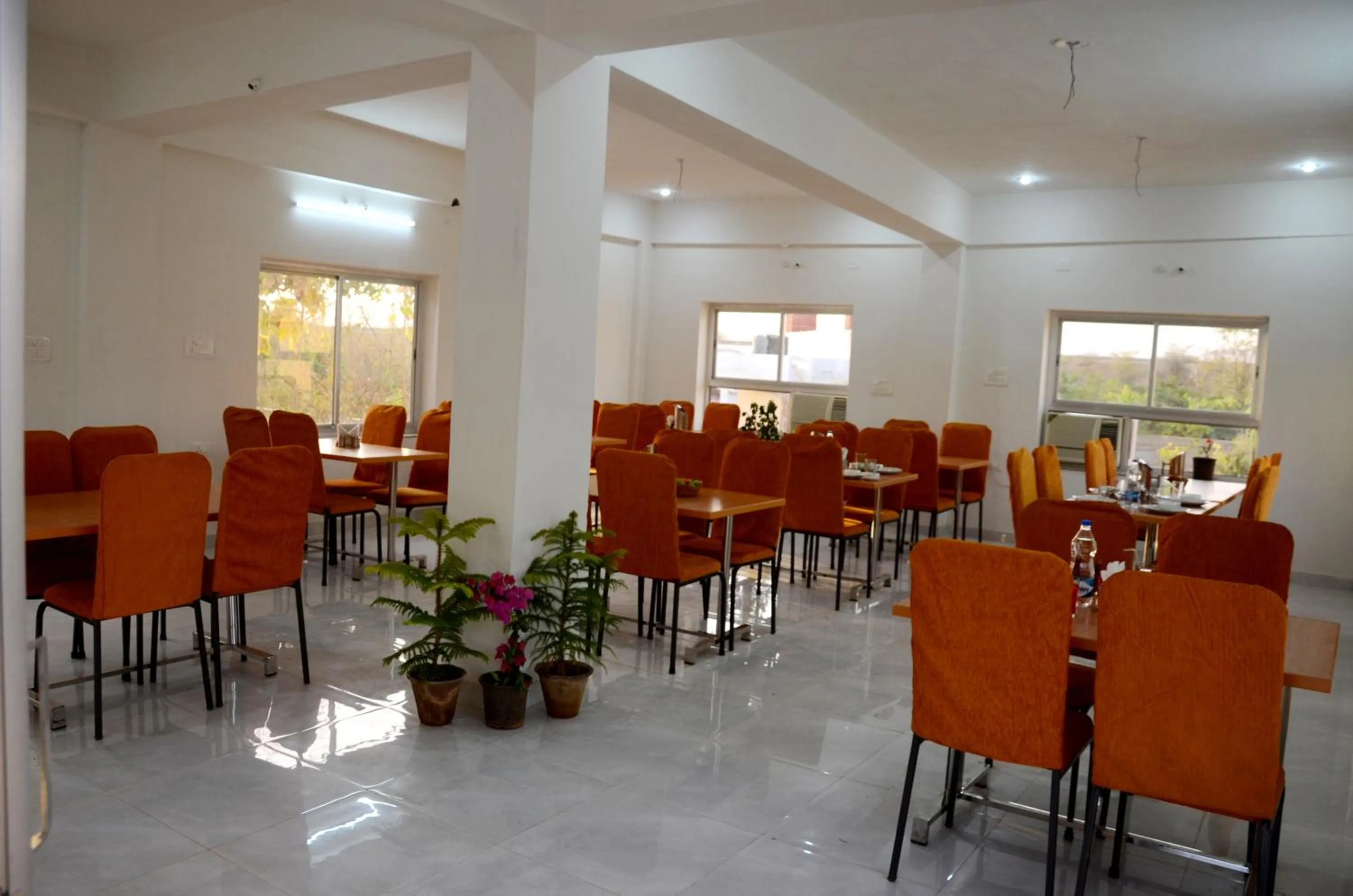 Continental breakfast in Chitrakoot Garden and Resorts