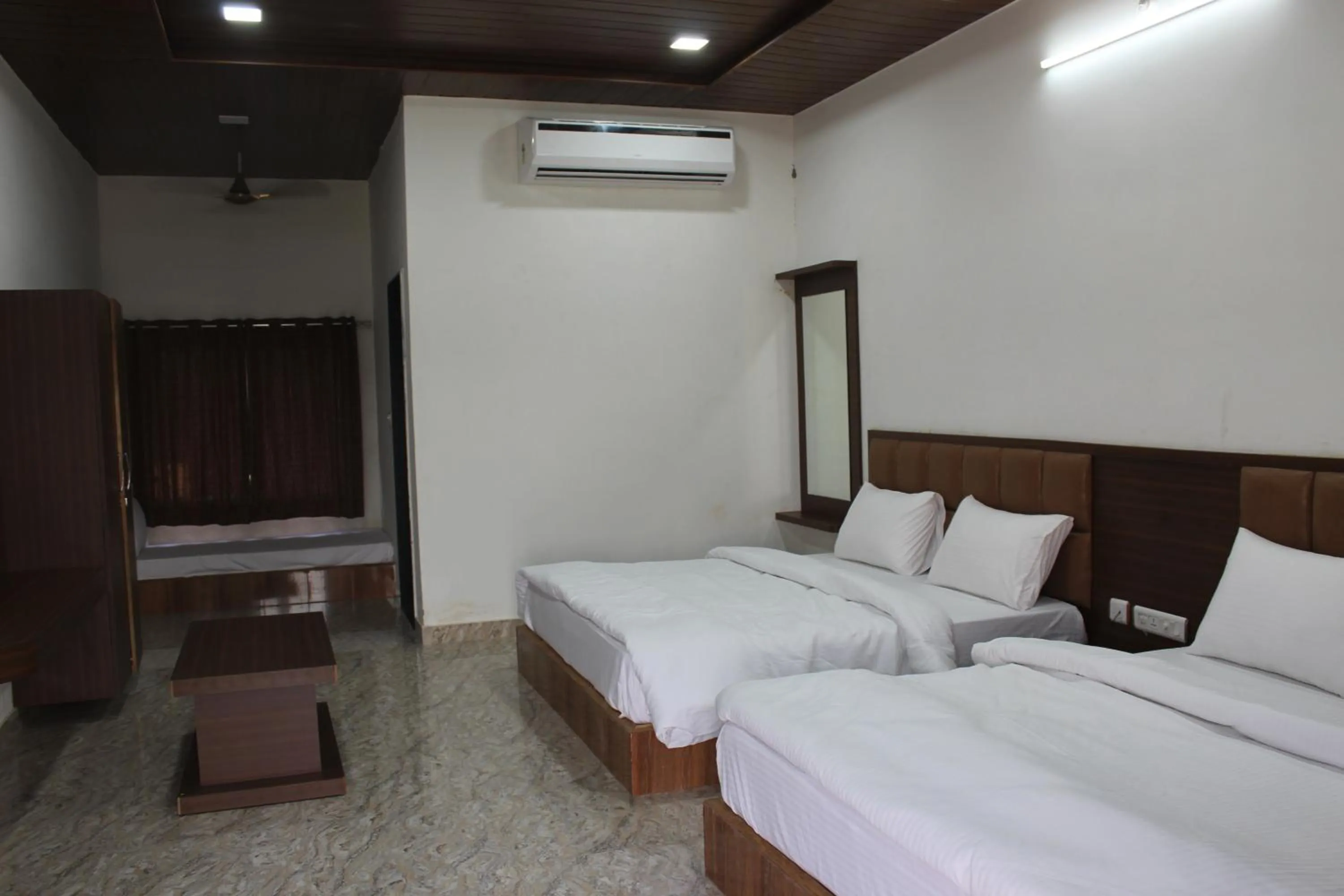 Photo of the whole room in Chitrakoot Garden and Resorts