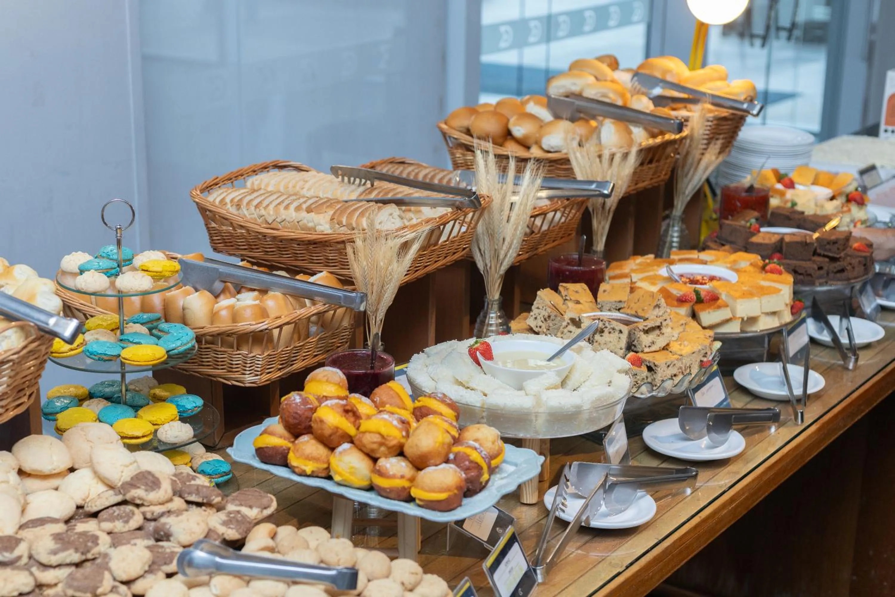 Breakfast in Golden Tulip Porto Vitória