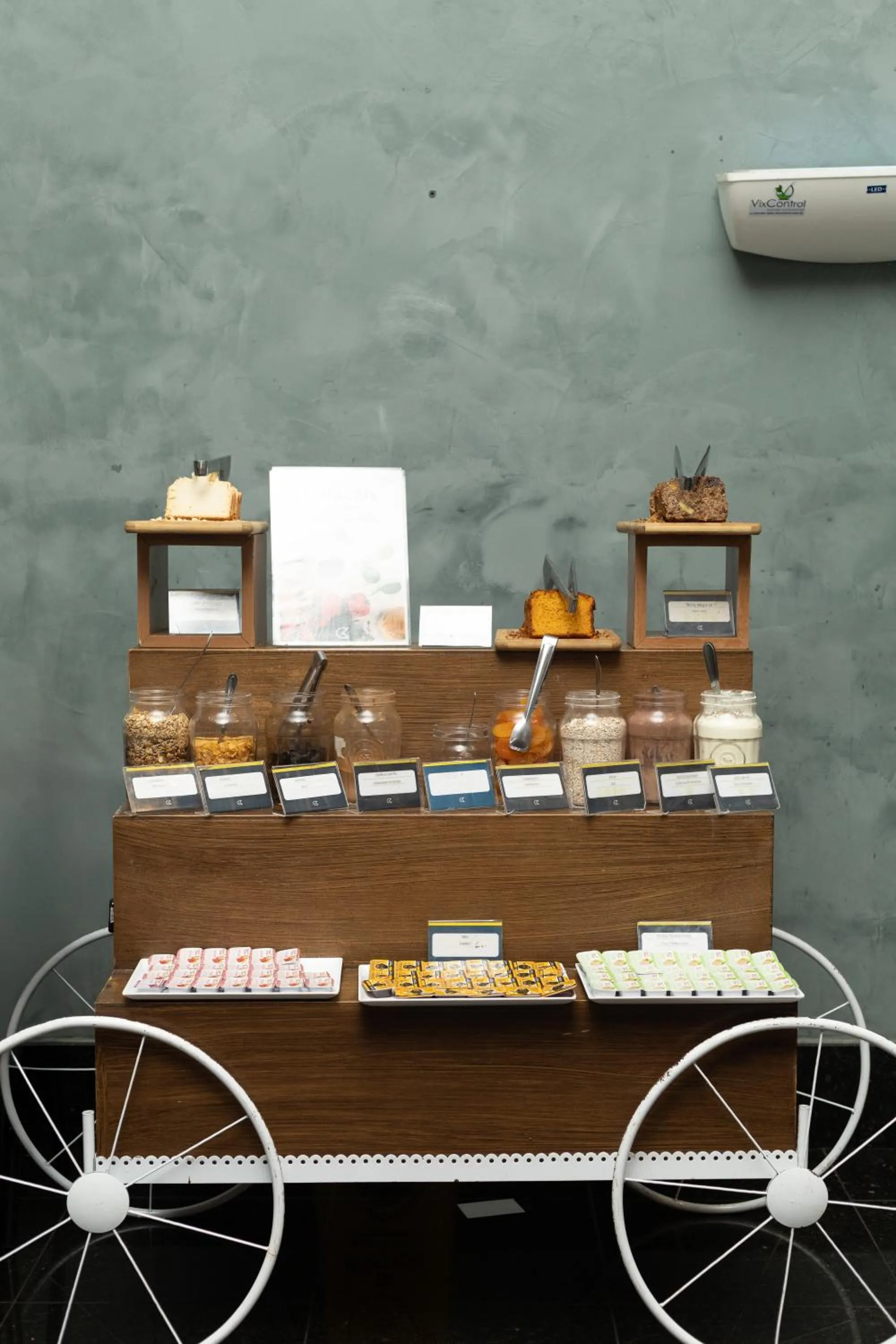 Breakfast in Golden Tulip Porto Vitória