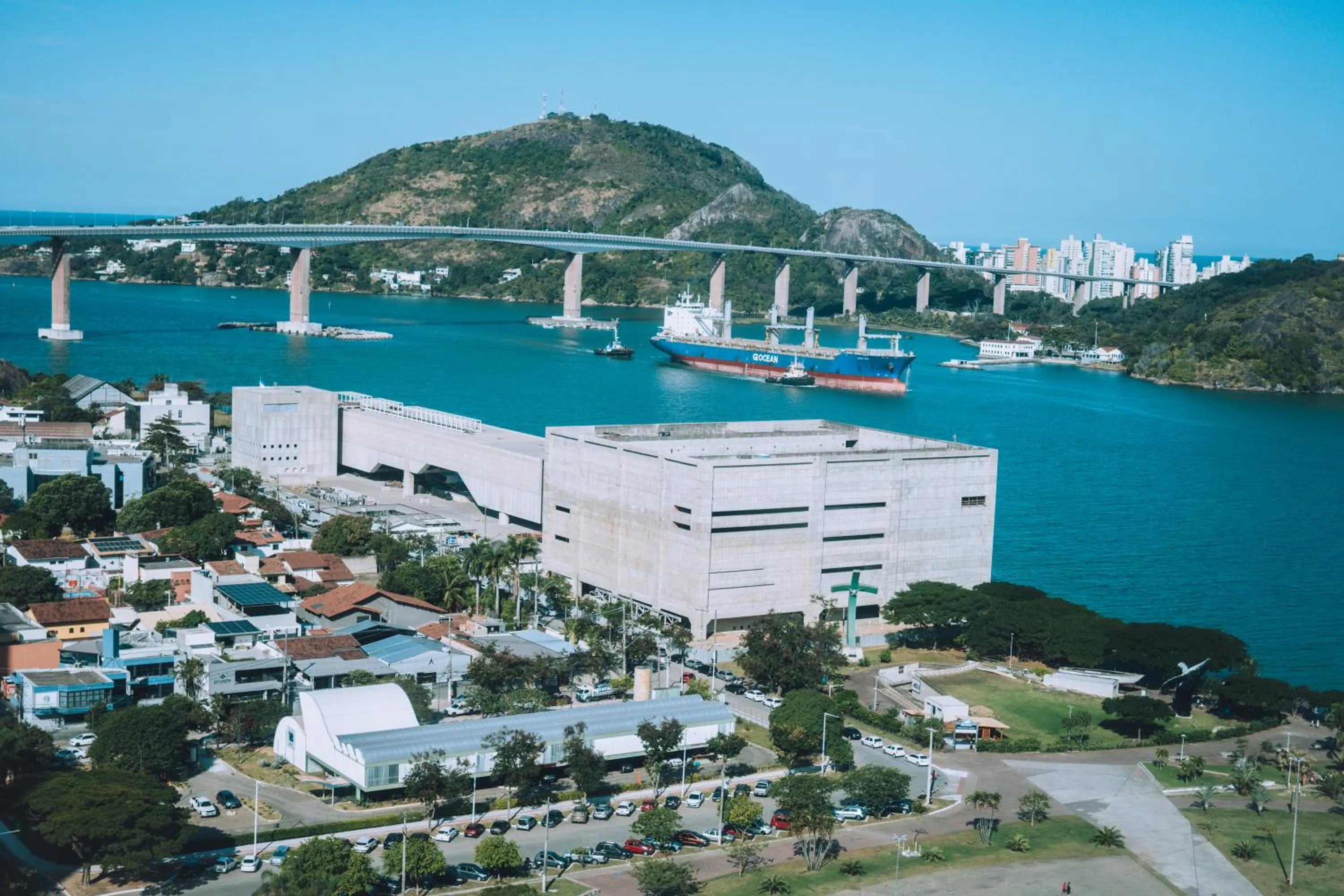 City view in Golden Tulip Porto Vitória