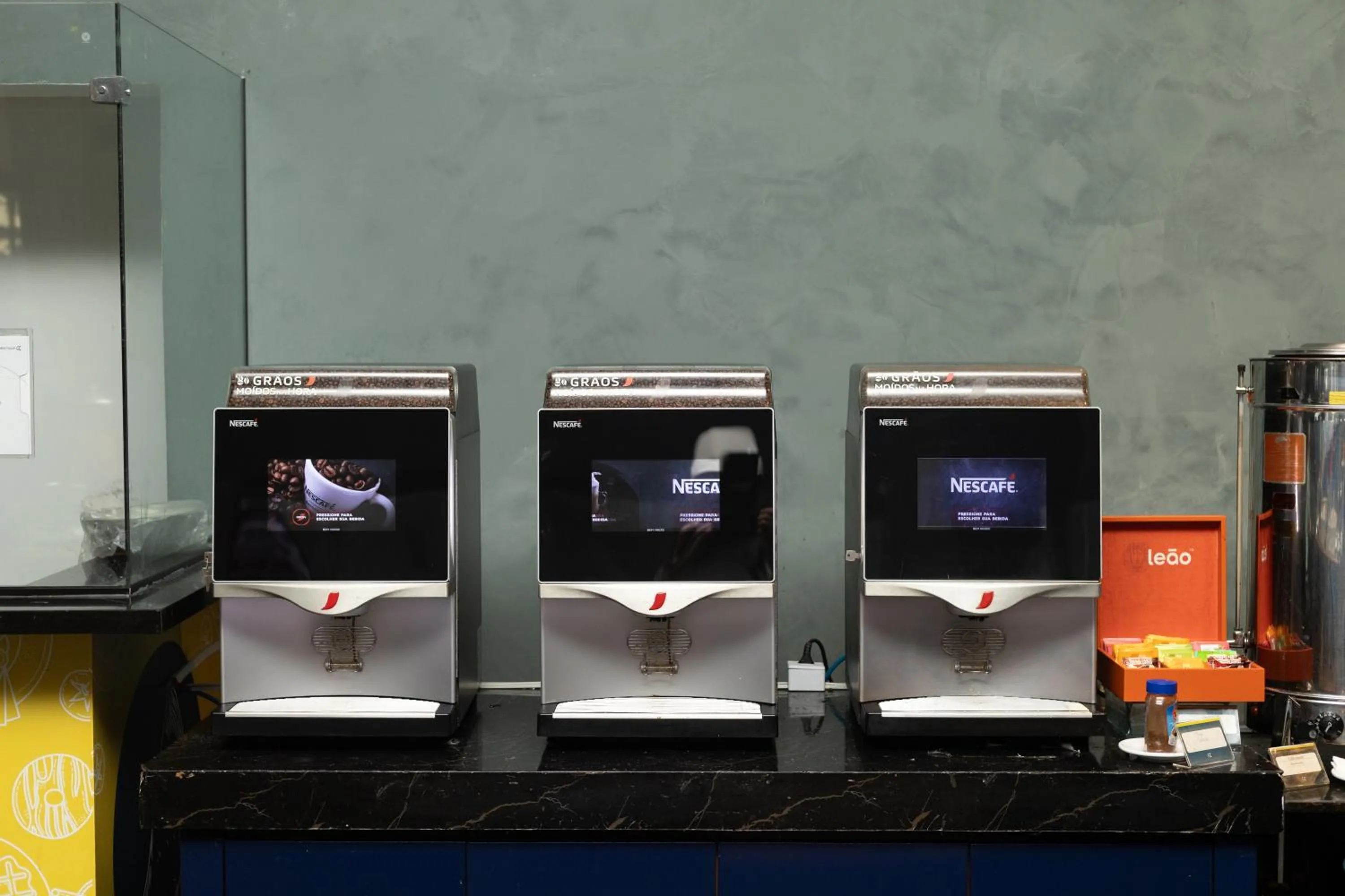 Breakfast in Golden Tulip Porto Vitória