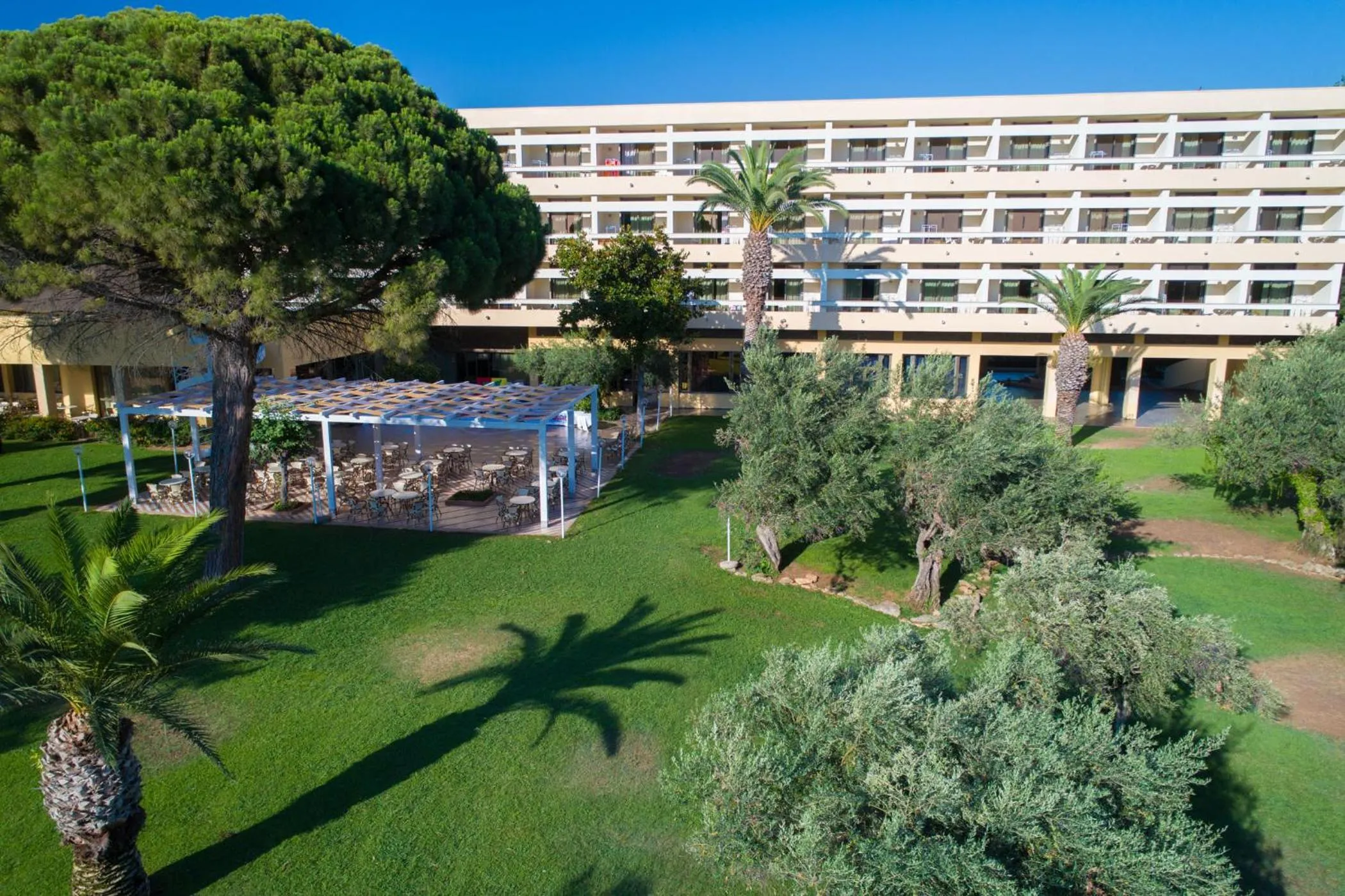 Facade/entrance in MClub Lipari