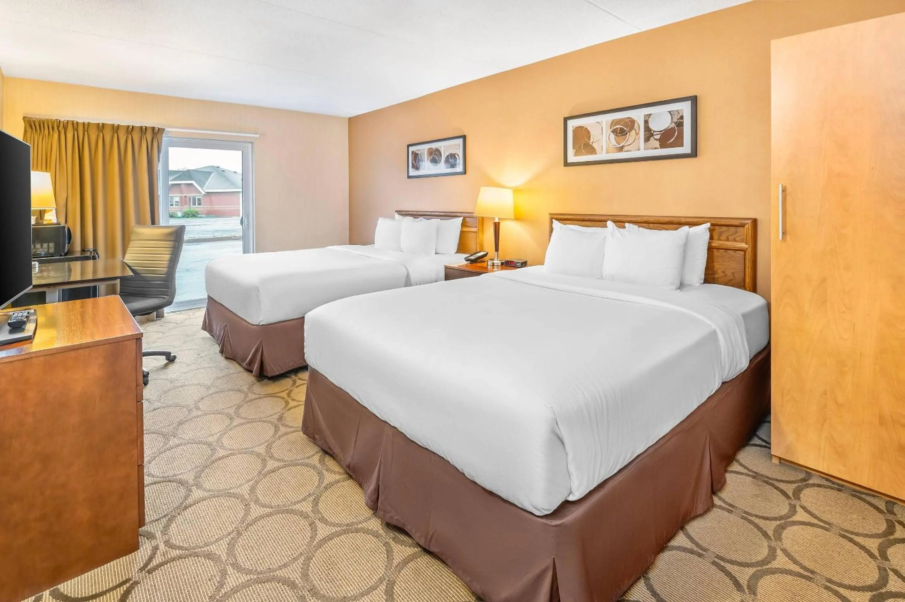 Bedroom in Comfort Inn