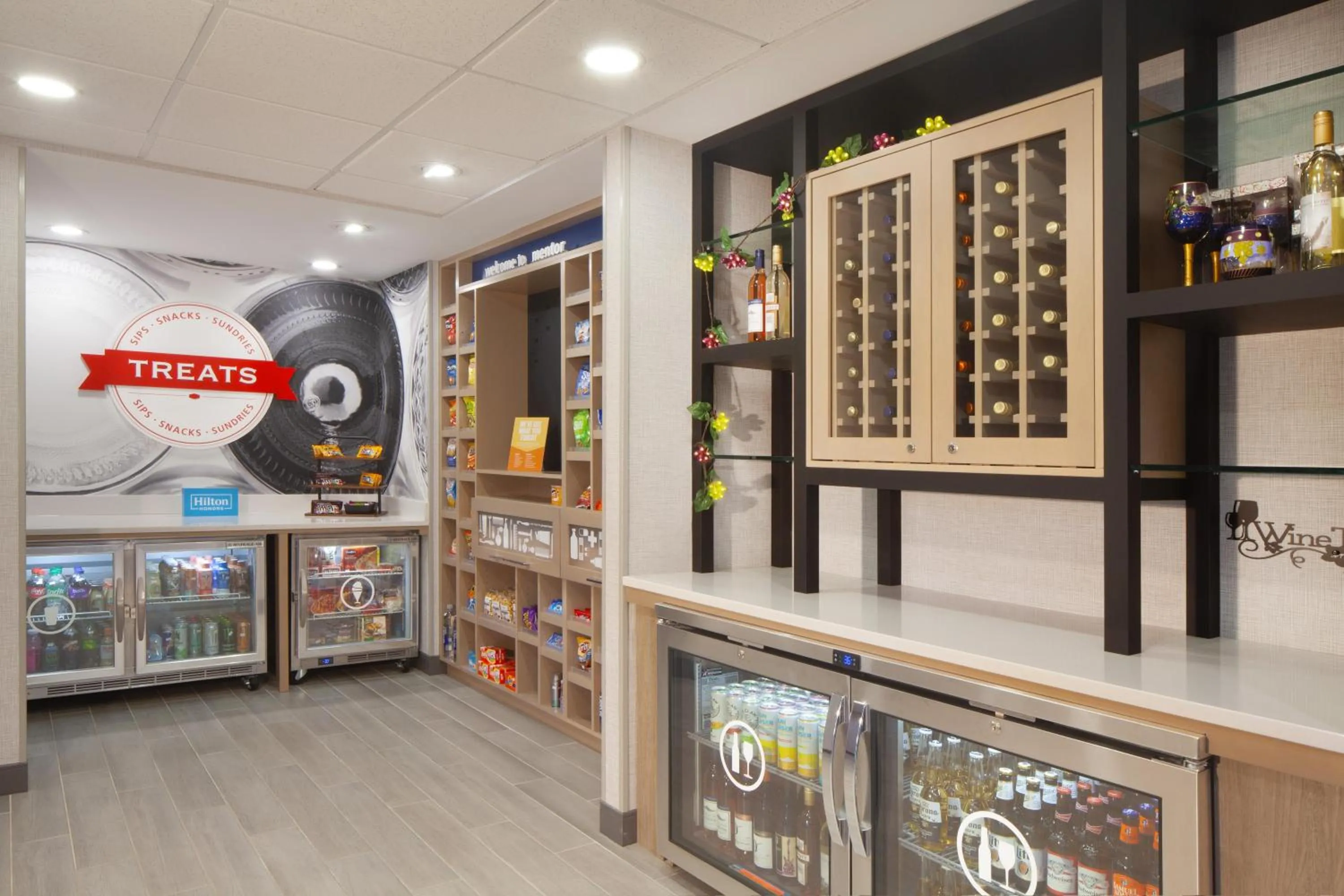 Restaurant/places to eat in Hampton Inn & Suites Cleveland-Mentor