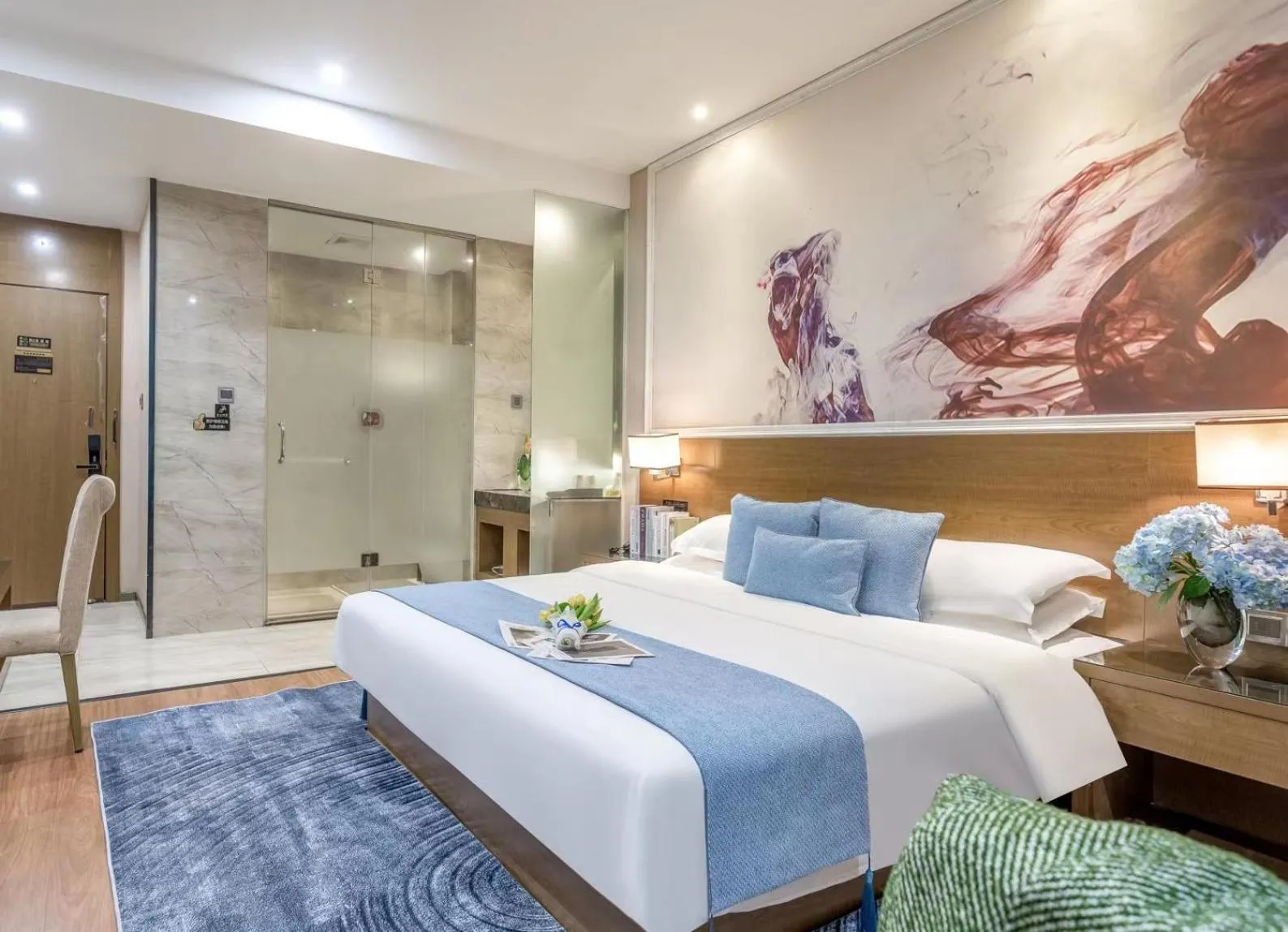 Bed in Zhongshan Bafei Hotel