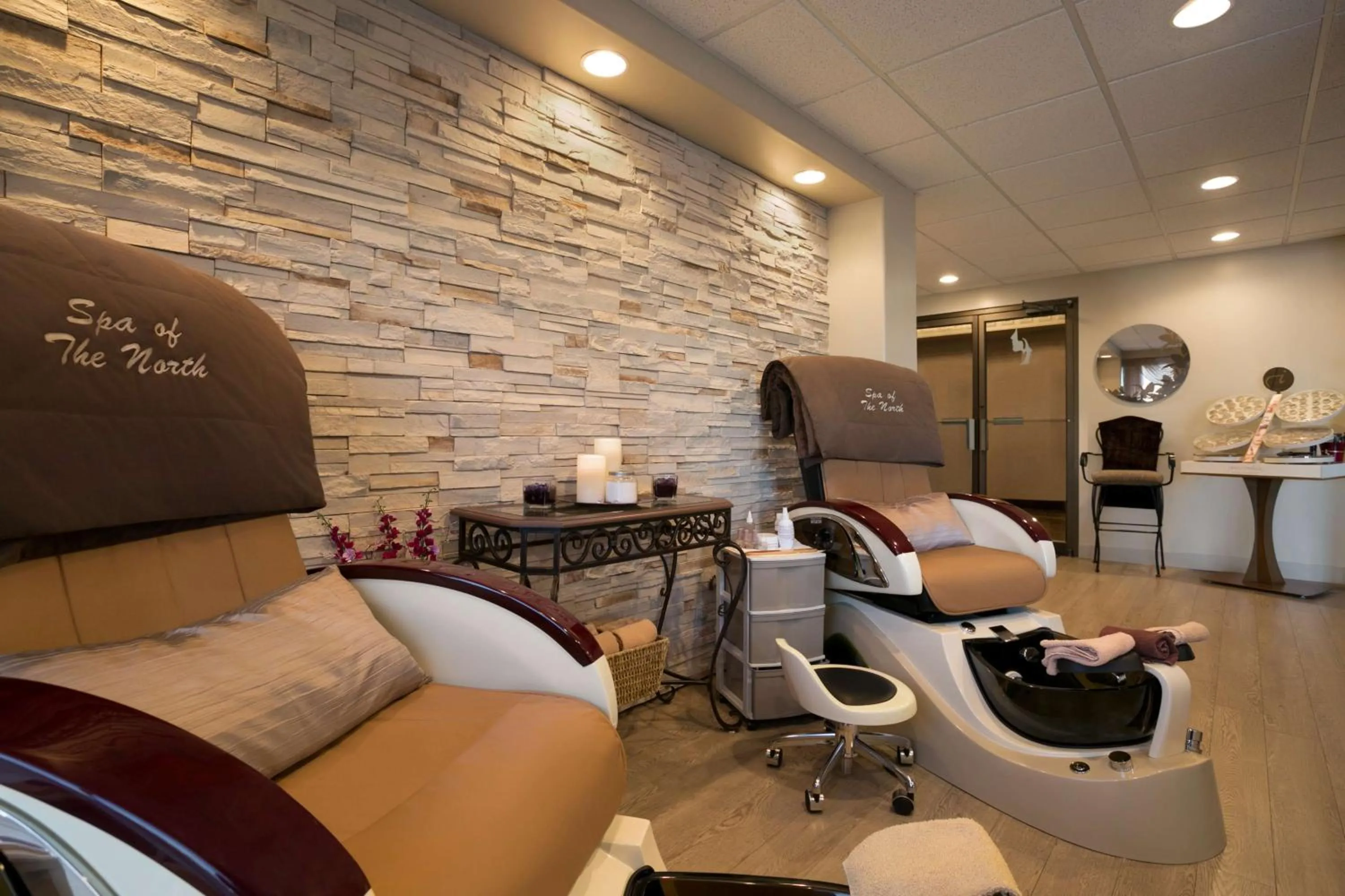 Spa and wellness centre/facilities in Coast Prince George Hotel by APA