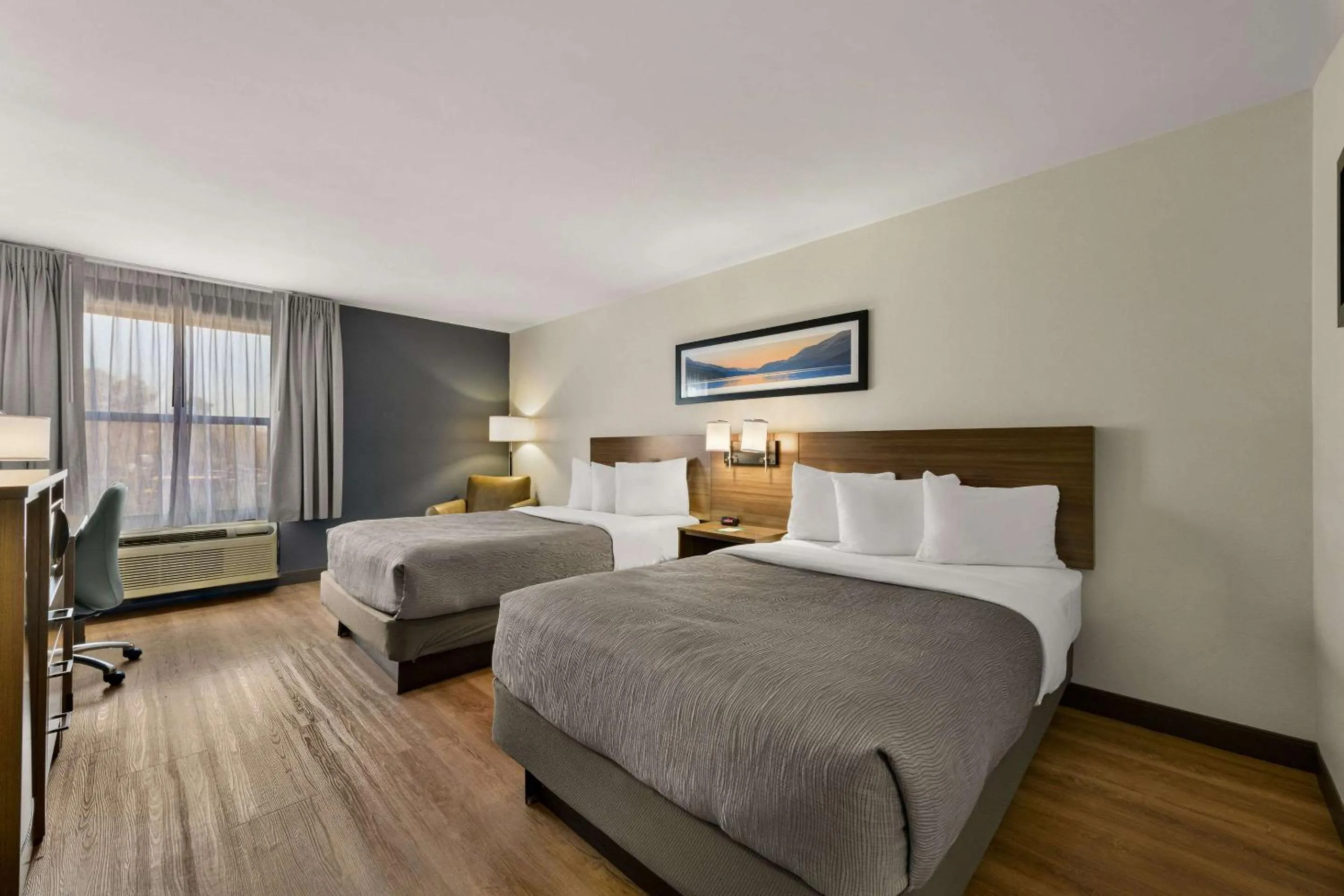 Bedroom, Bed in Quality Inn & Suites Matthews - Charlotte