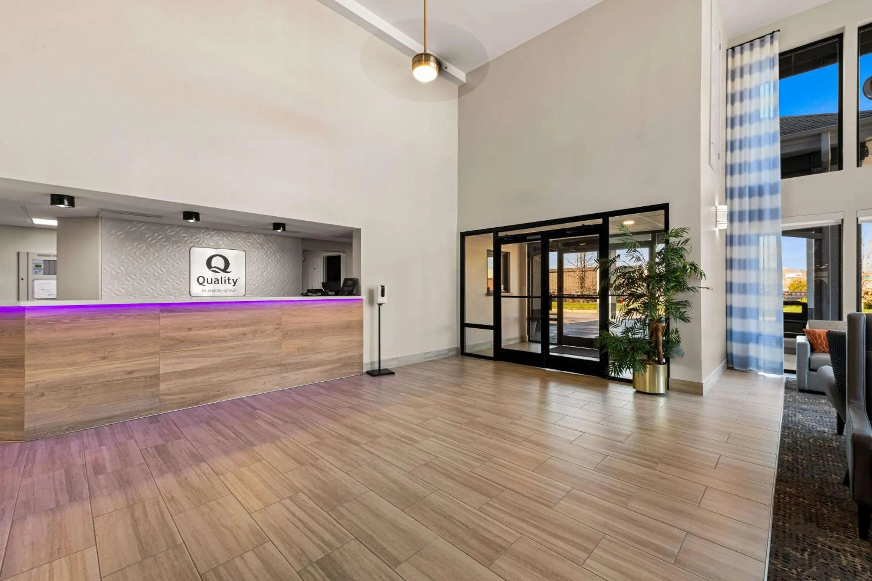 Lobby or reception in Quality Inn & Suites Matthews - Charlotte