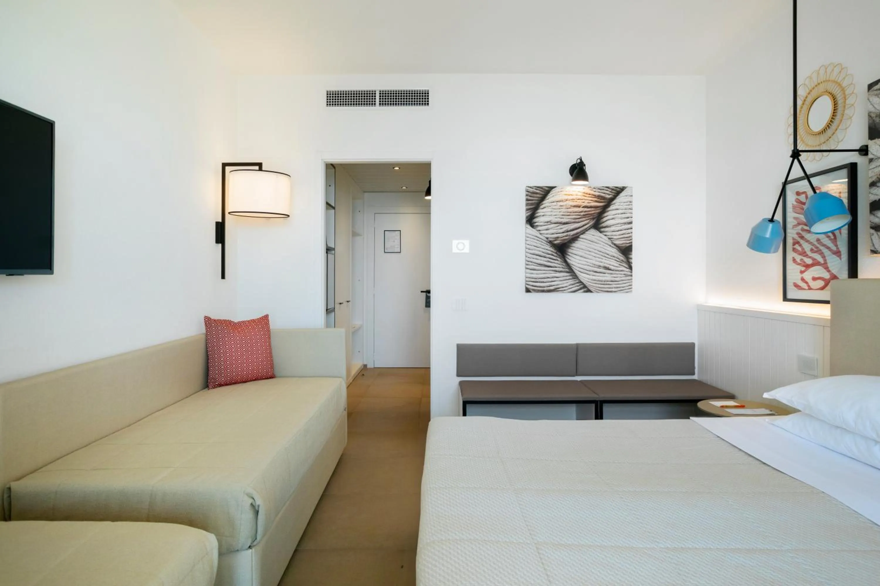 Bedroom, Bed in Mangia's Torre Del Barone Resort & SPA
