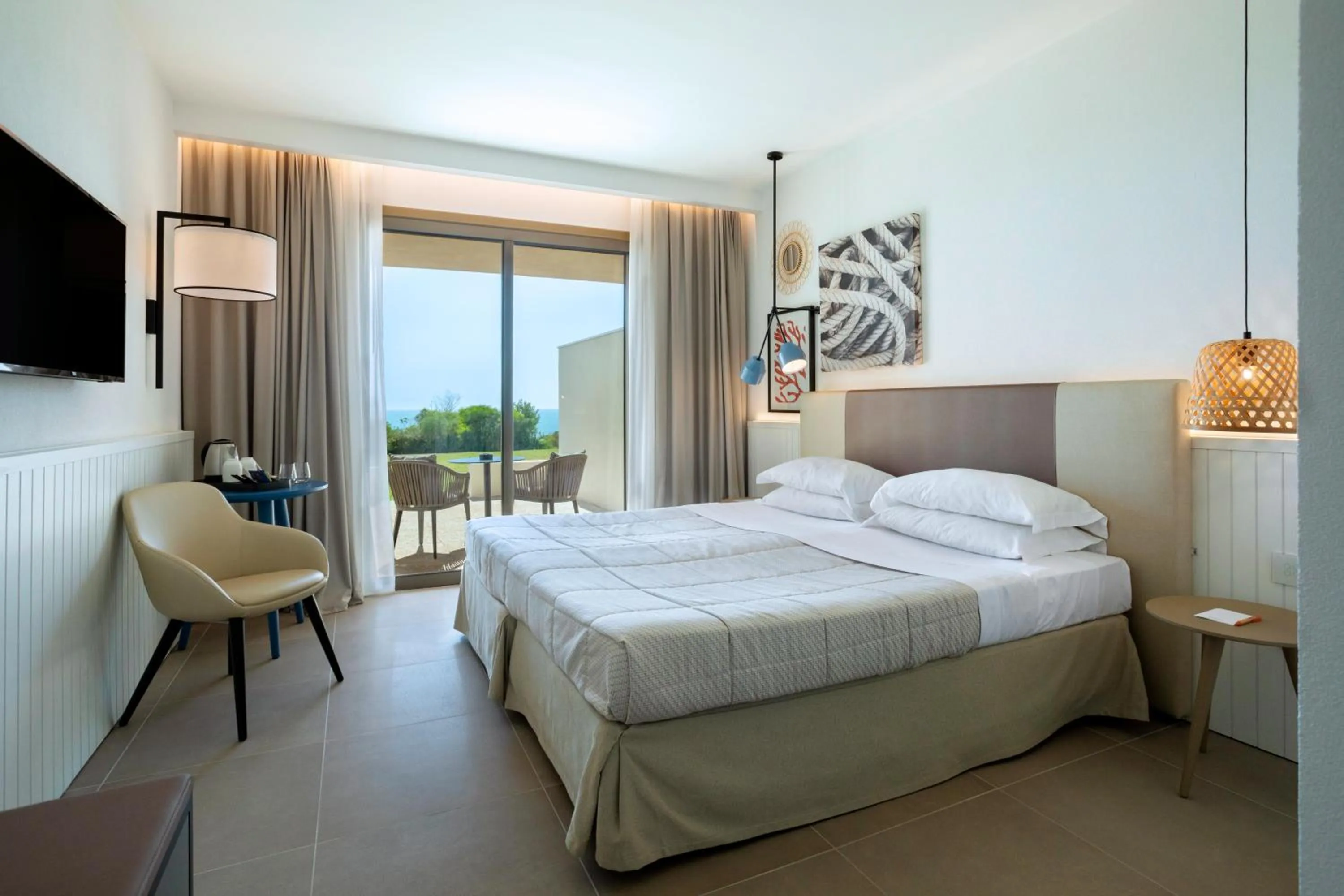 Bedroom, Bed in Mangia's Torre Del Barone Resort & SPA