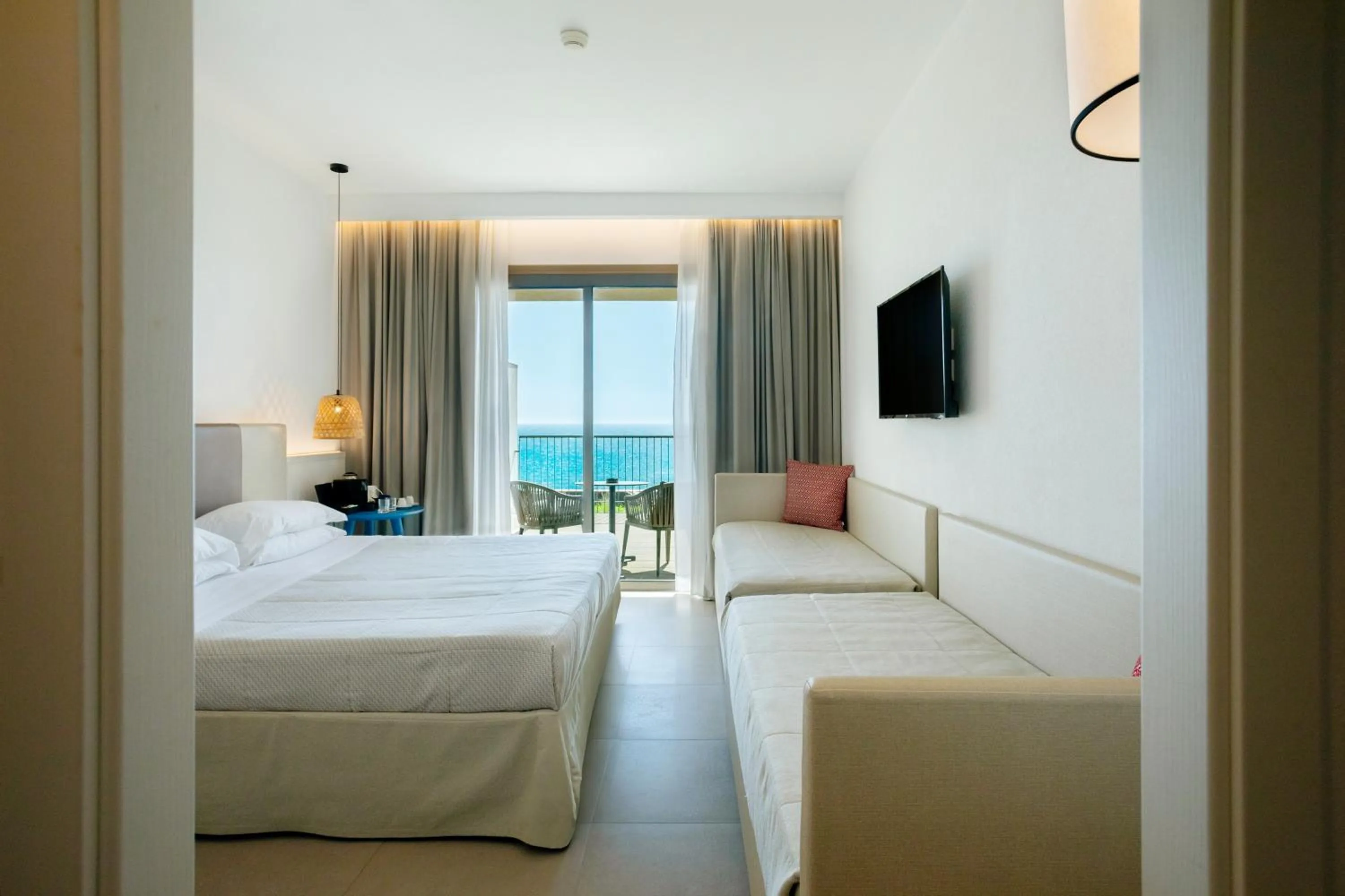 Bedroom, Bed in Mangia's Torre Del Barone Resort & SPA