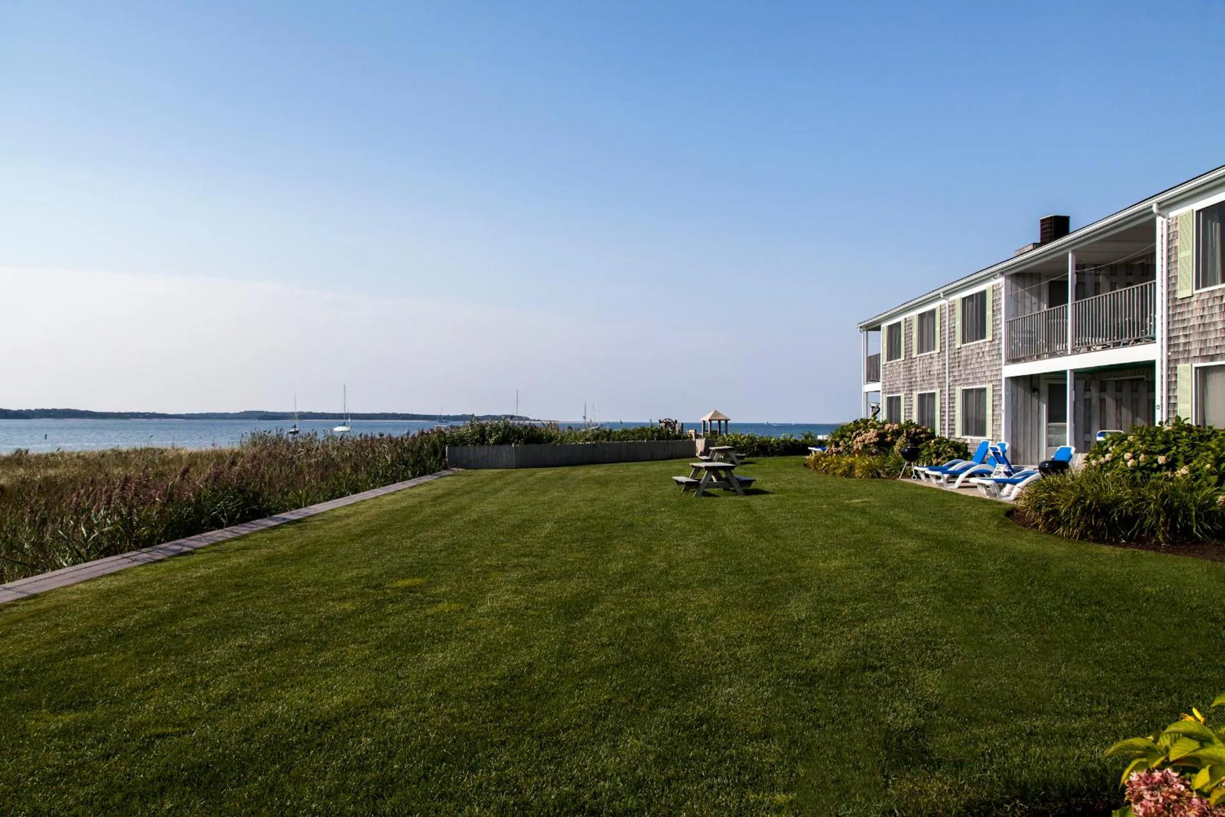 Facade/entrance in Green Harbor Resort