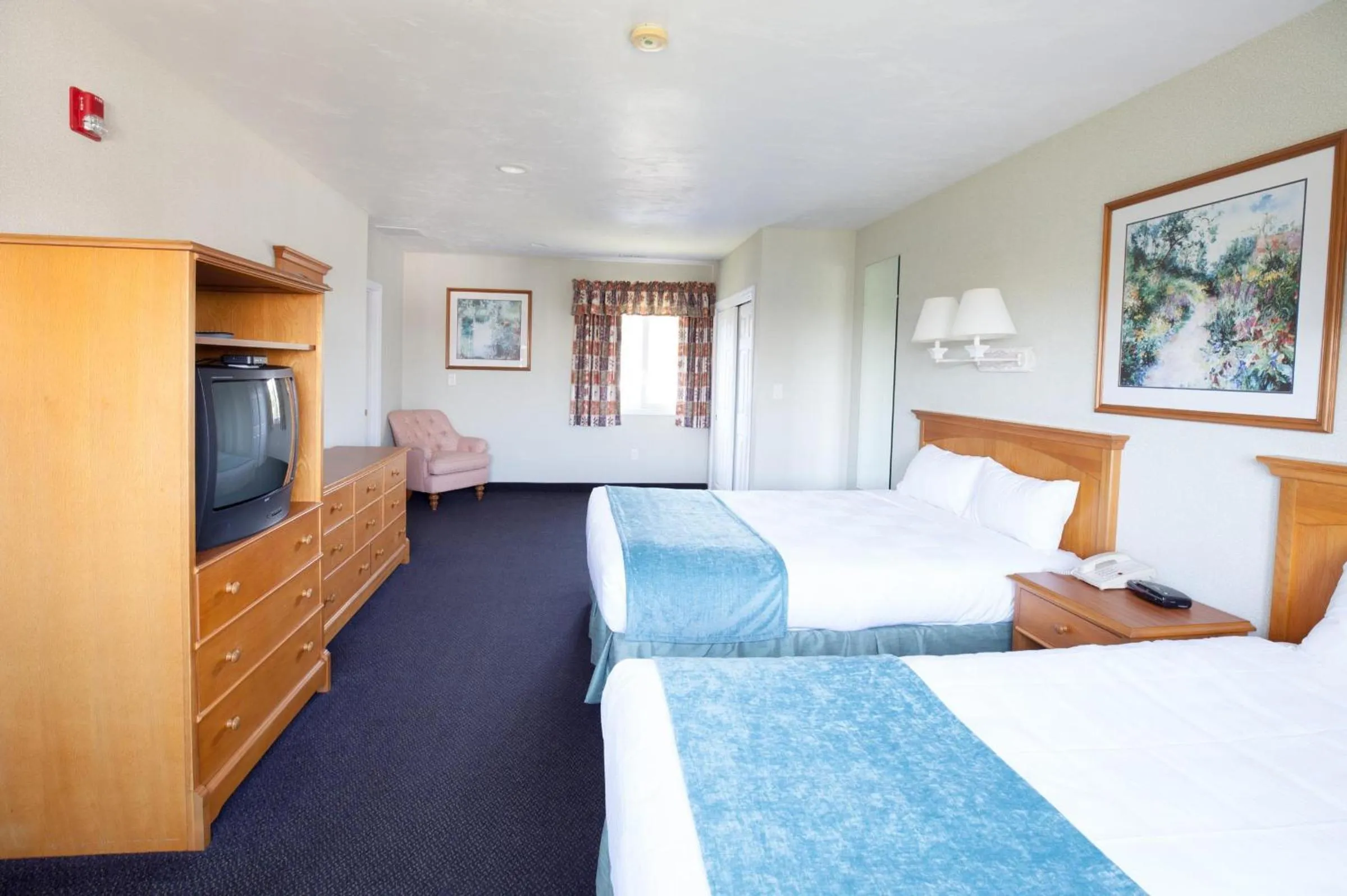 Bedroom, Bed in Green Harbor Resort