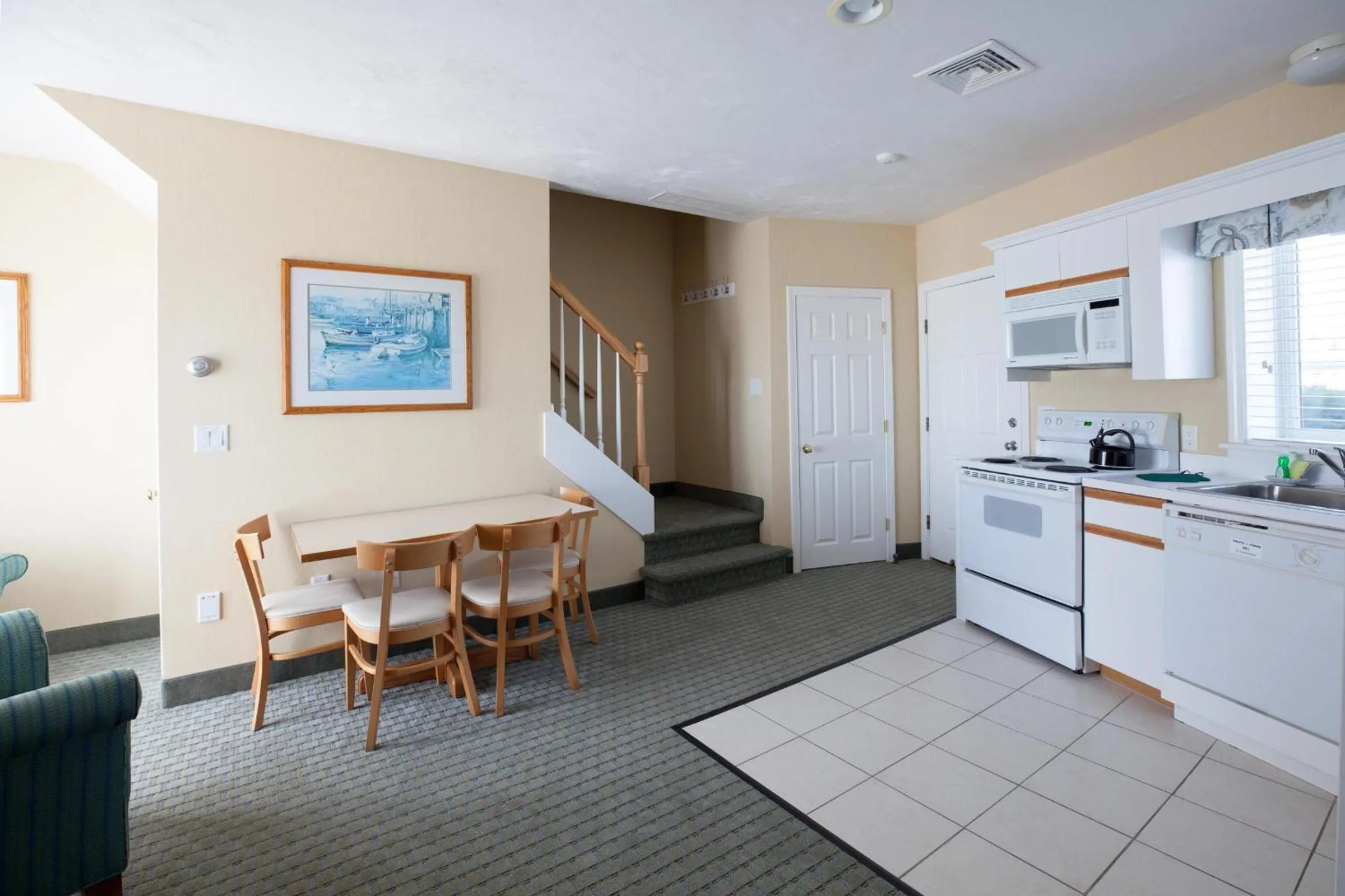 Bedroom in Green Harbor Resort