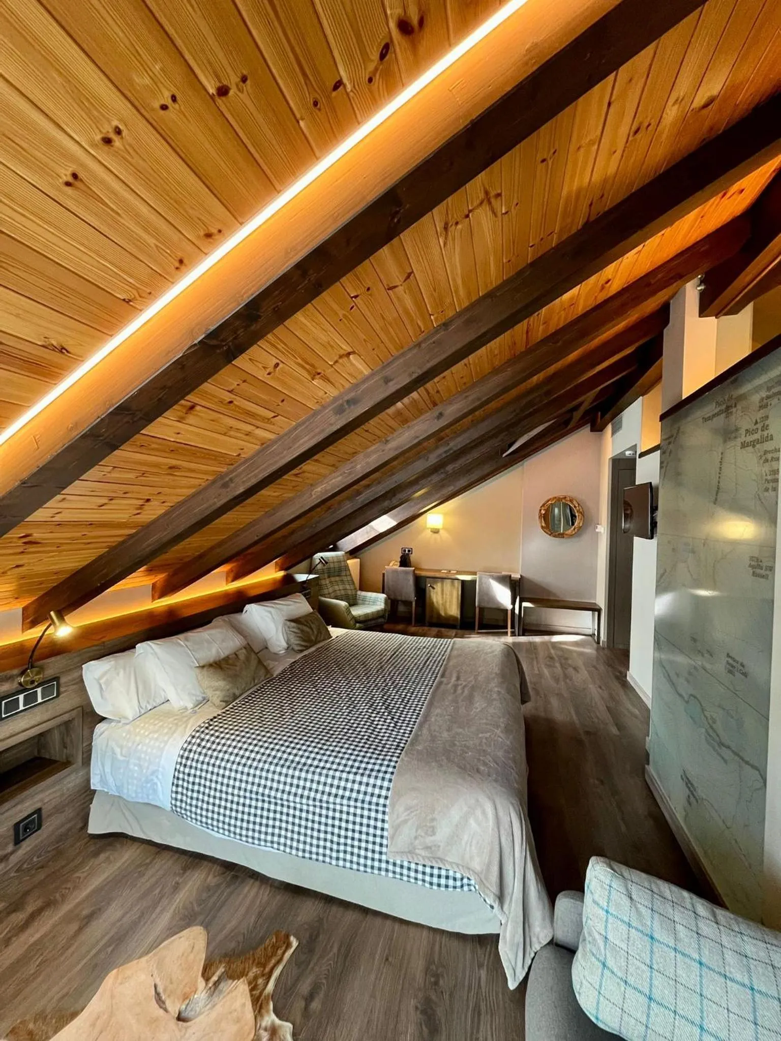 Bed in Hotel Boutique La Neu