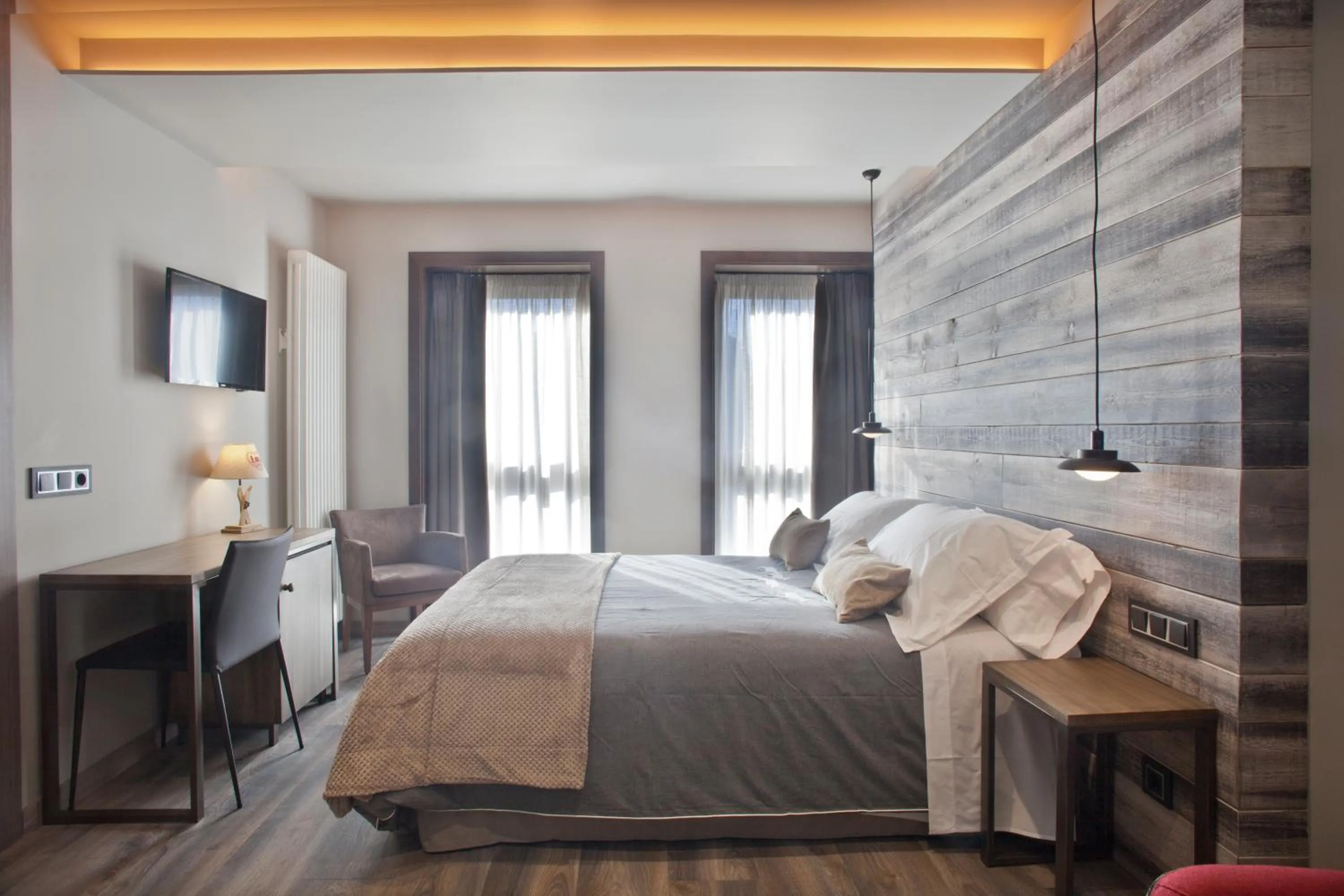 Bedroom, Bed in Hotel Boutique La Neu