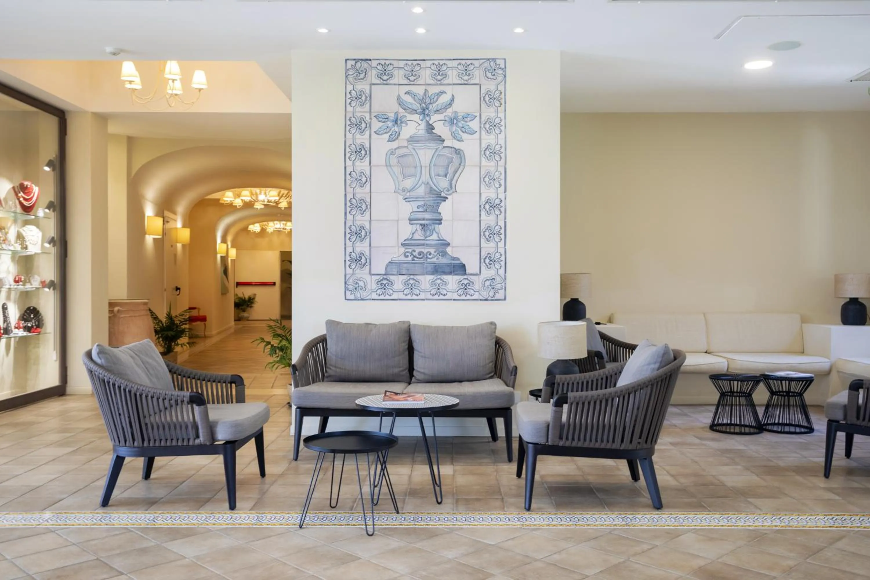 Lobby or reception, Seating Area in Costanza Charme Club