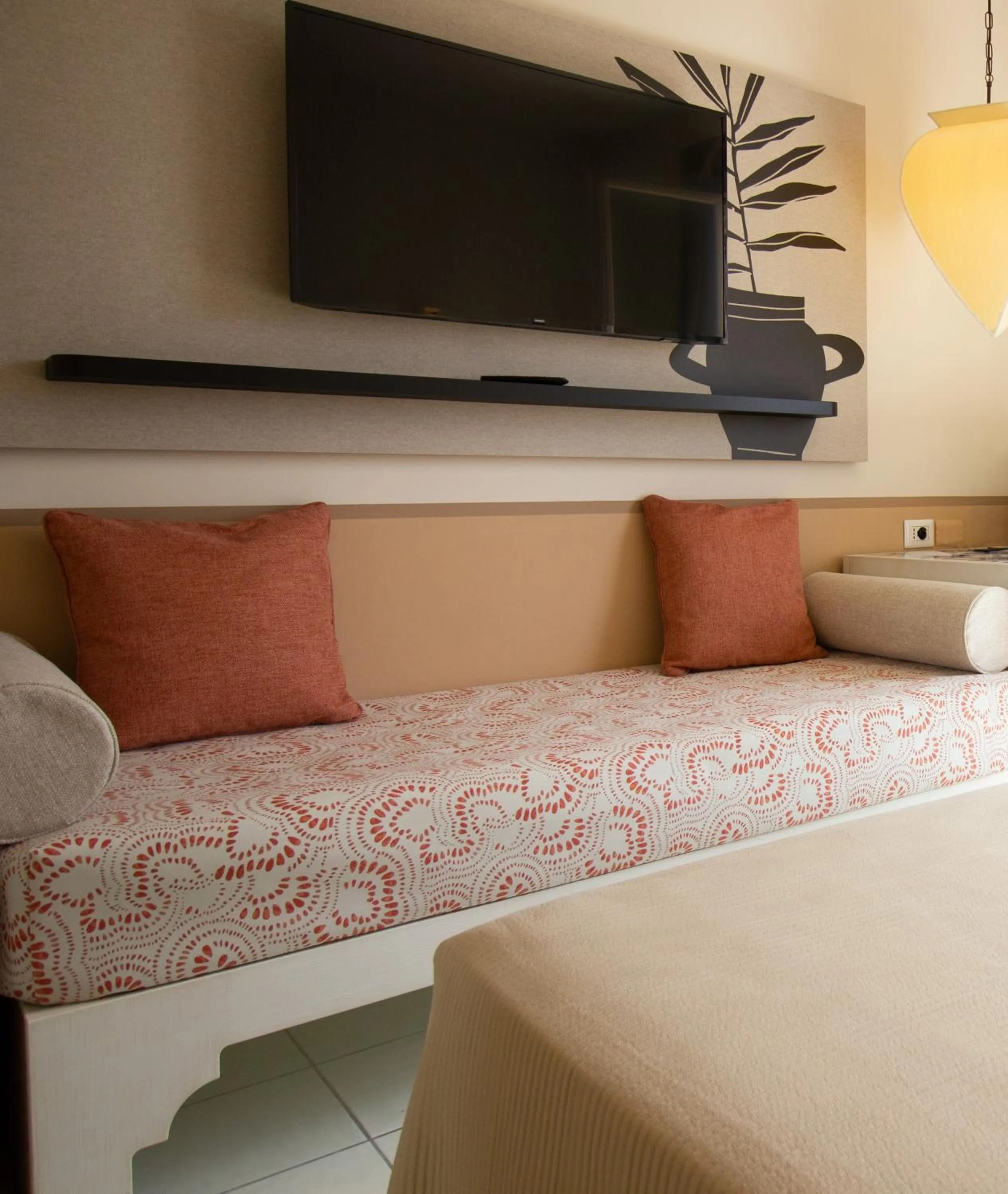 Bedroom, Bed in Costanza Charme Club