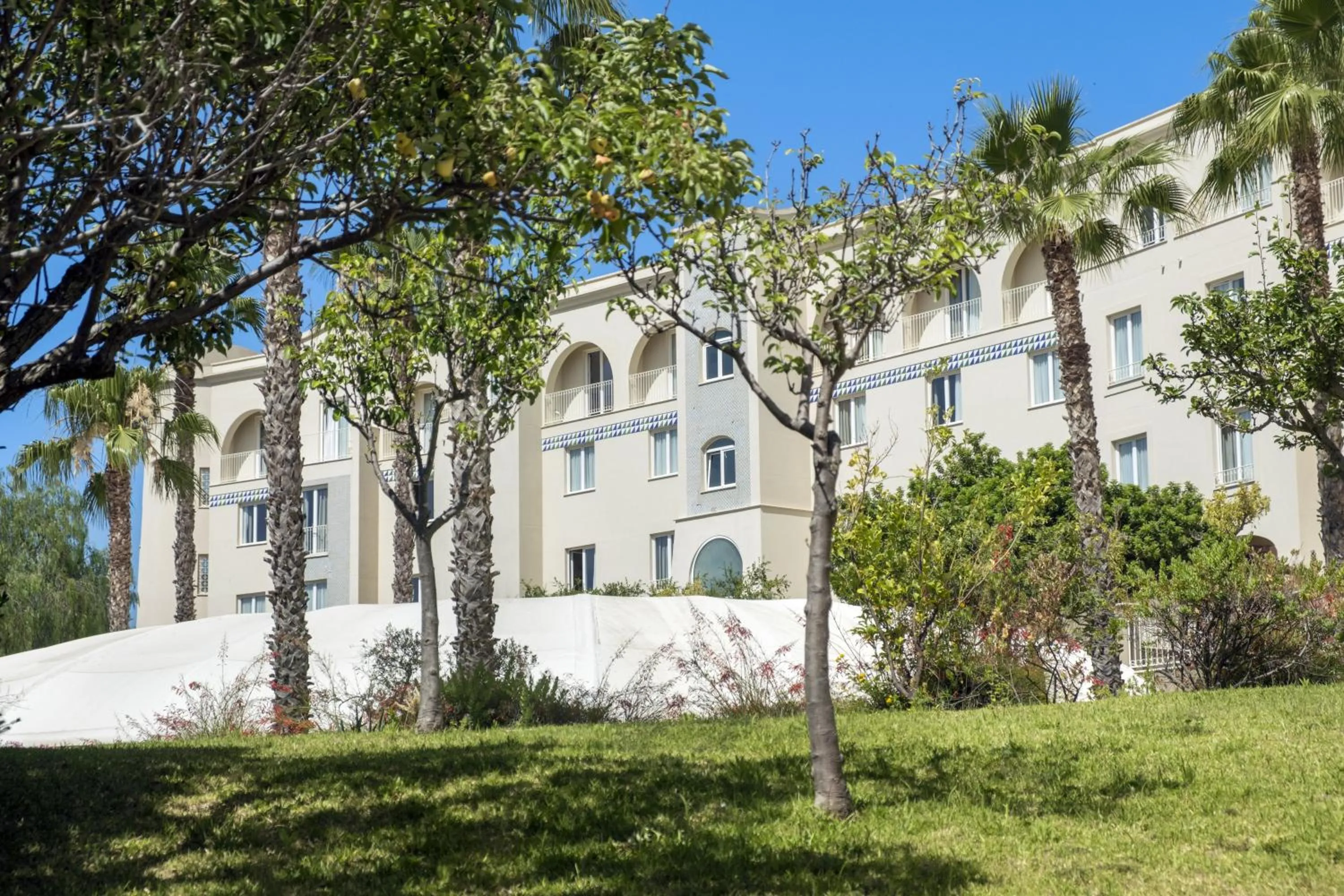 Property building in Costanza Charme Club