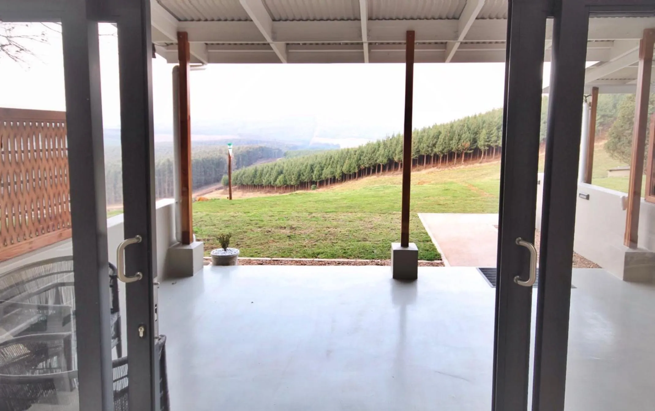 Mountain view in Curry's Post Bed & Breakfast