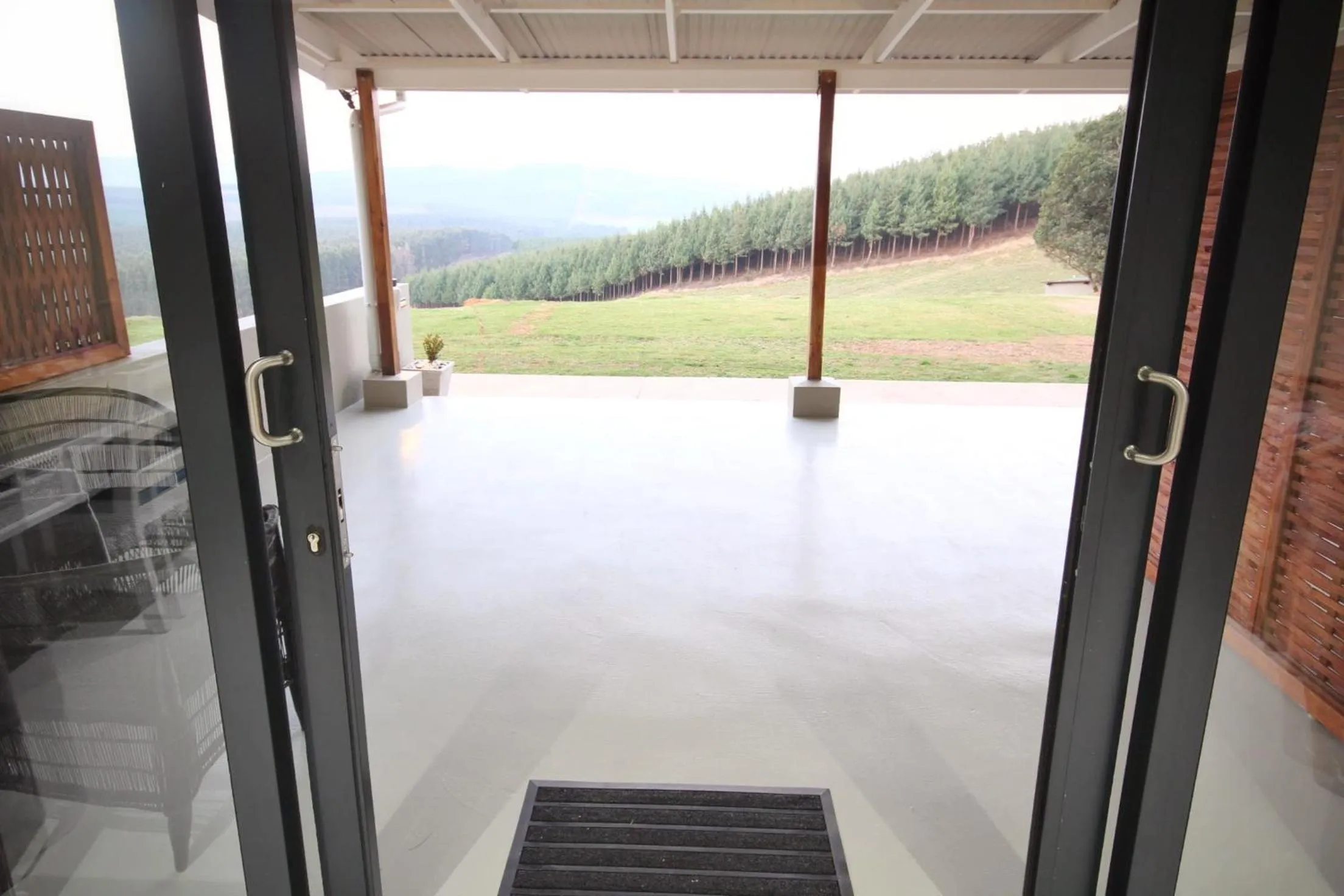 Patio in Curry's Post Bed & Breakfast