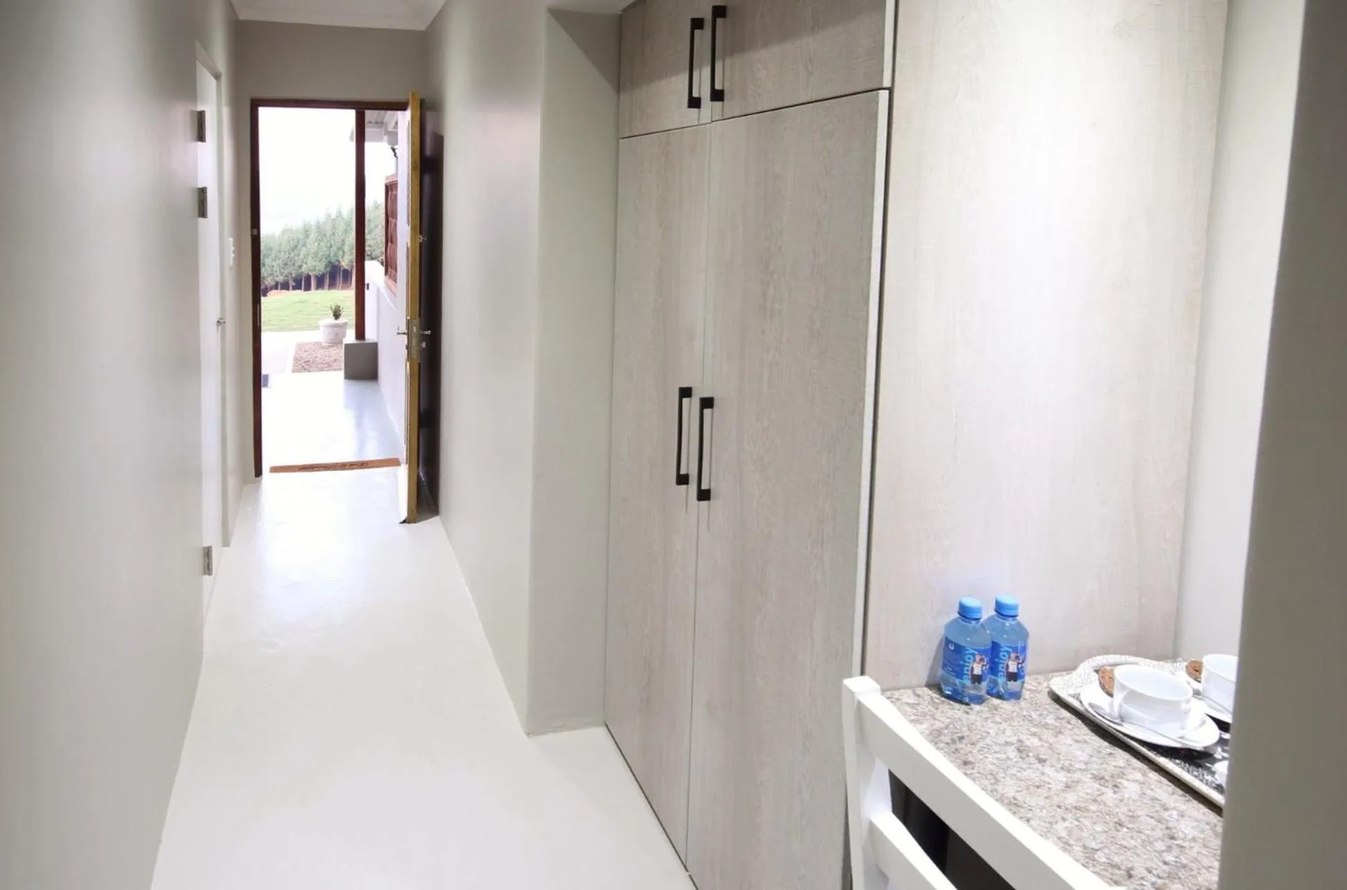 Photo of the whole room in Curry's Post Bed & Breakfast