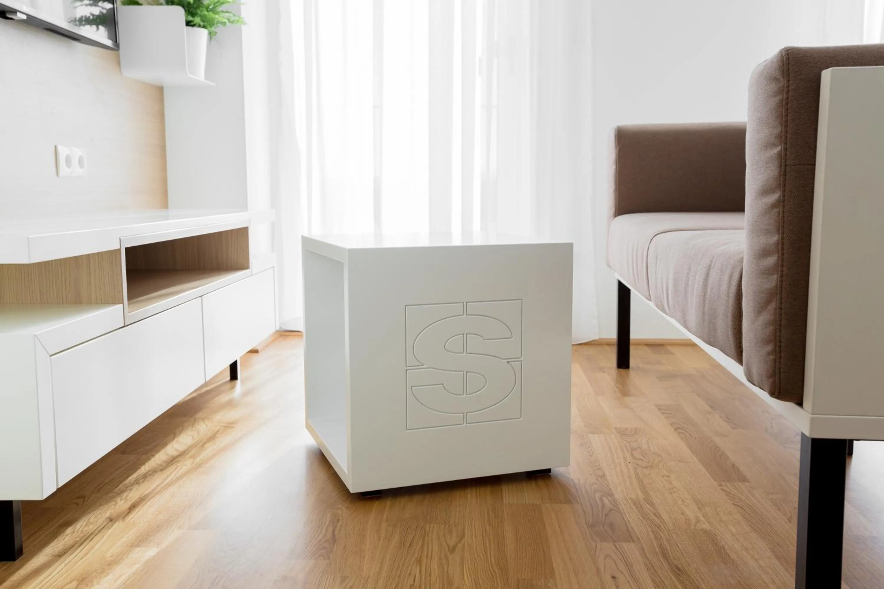 Living room, Bed in SHOME Hotel Graz I Self-Check-In I Free Parking