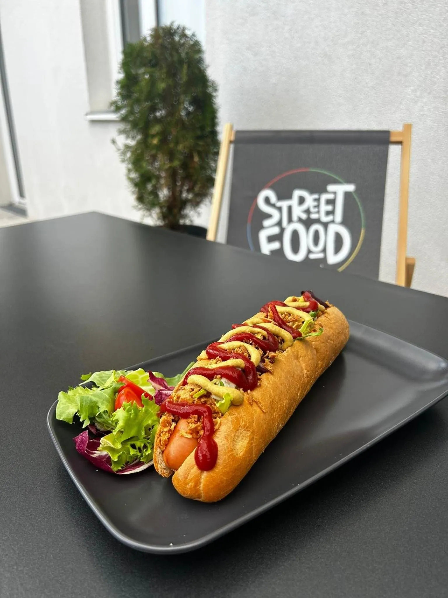 Restaurant/places to eat in SHOME Hotel Graz I Self-Check-In I Free Parking