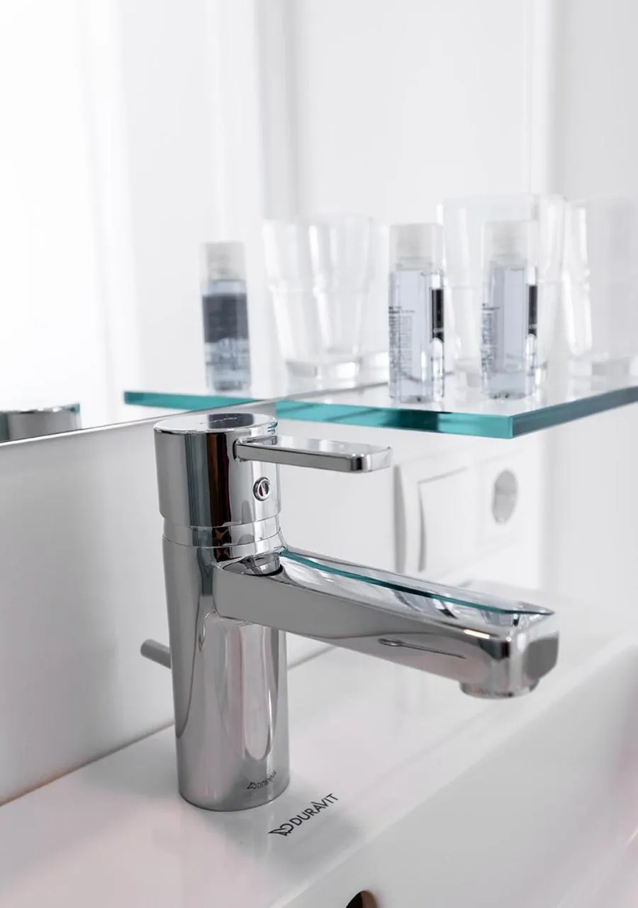 Bathroom in SHOME Hotel Graz I Self-Check-In I Free Parking