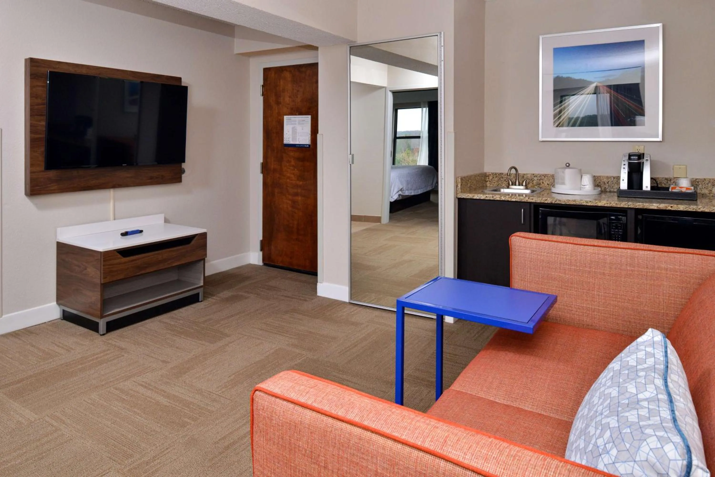 Living room in Hampton Inn Henderson