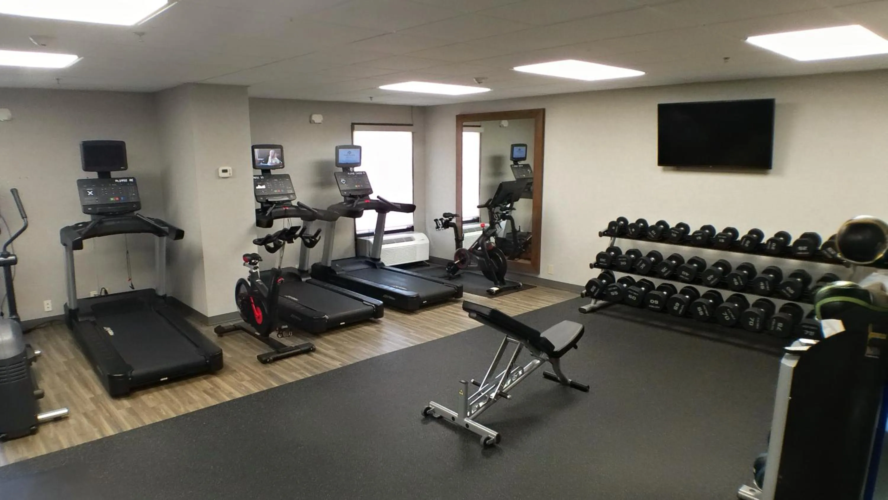 Fitness centre/facilities in Hampton Inn Houma