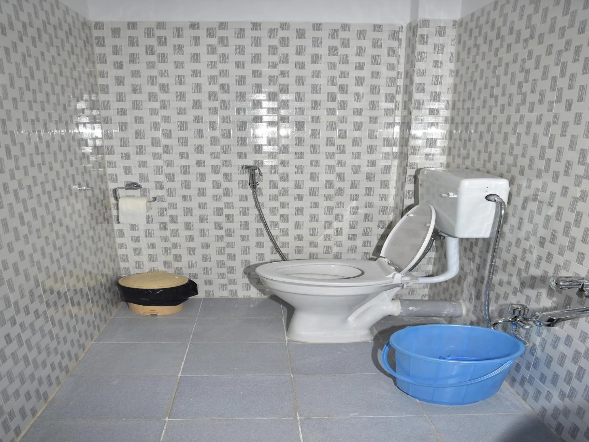 Toilet in The Lotus Home