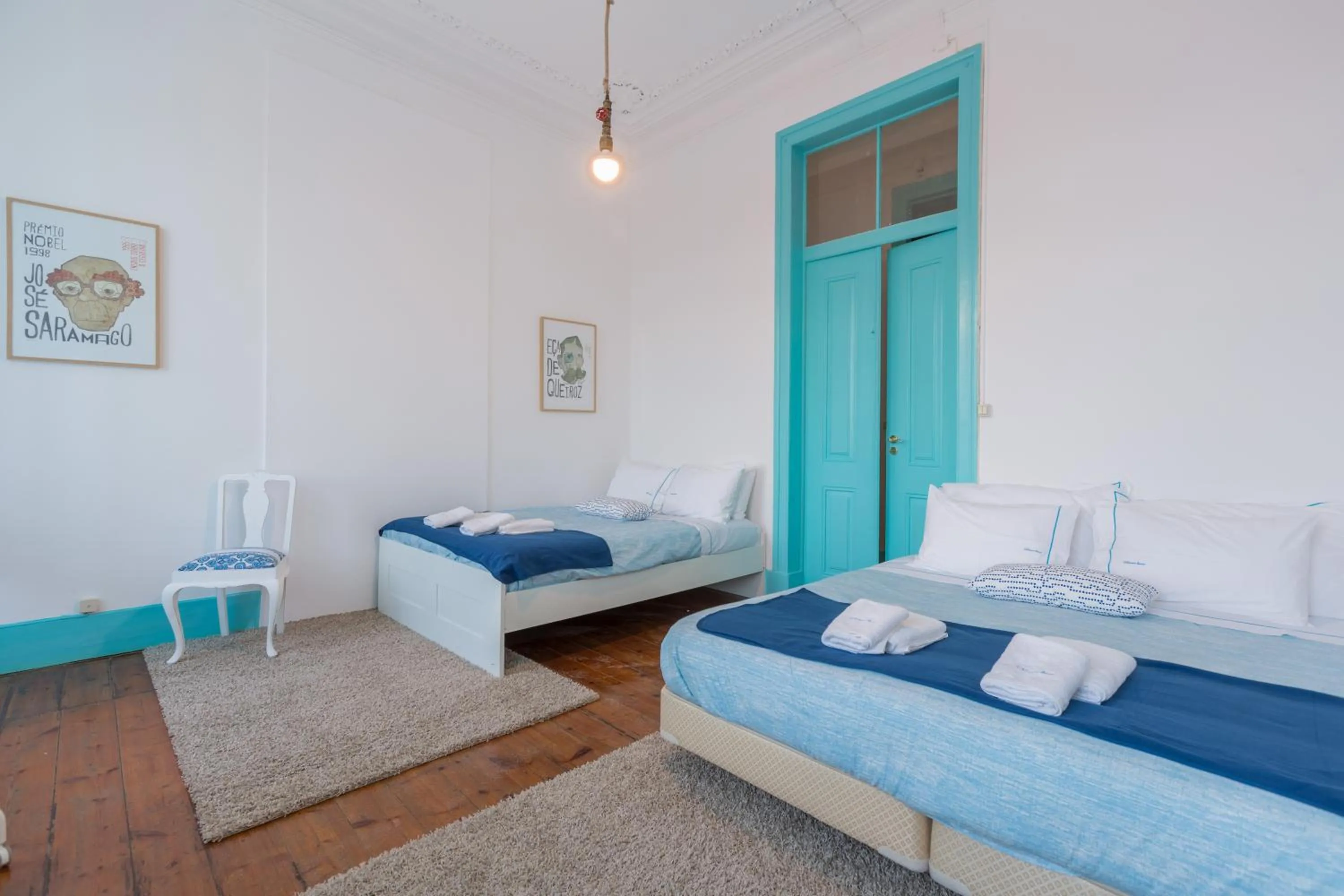 Photo of the whole room, Bed in C&O Guest House Lisbon