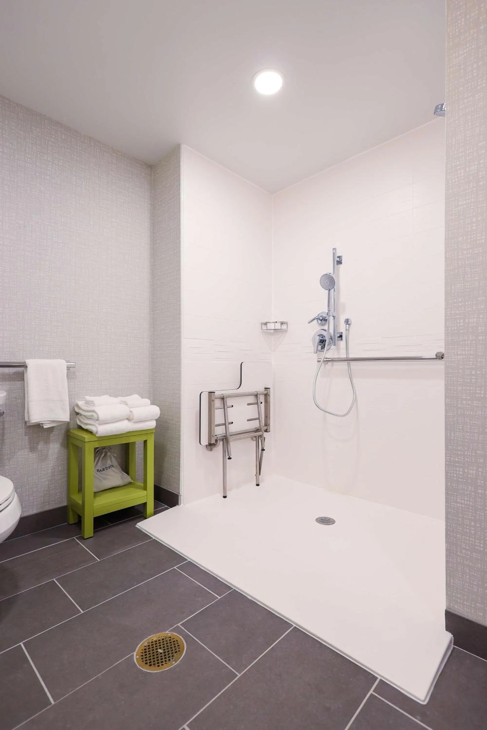 Bathroom in Hampton Inn Rehoboth Beach