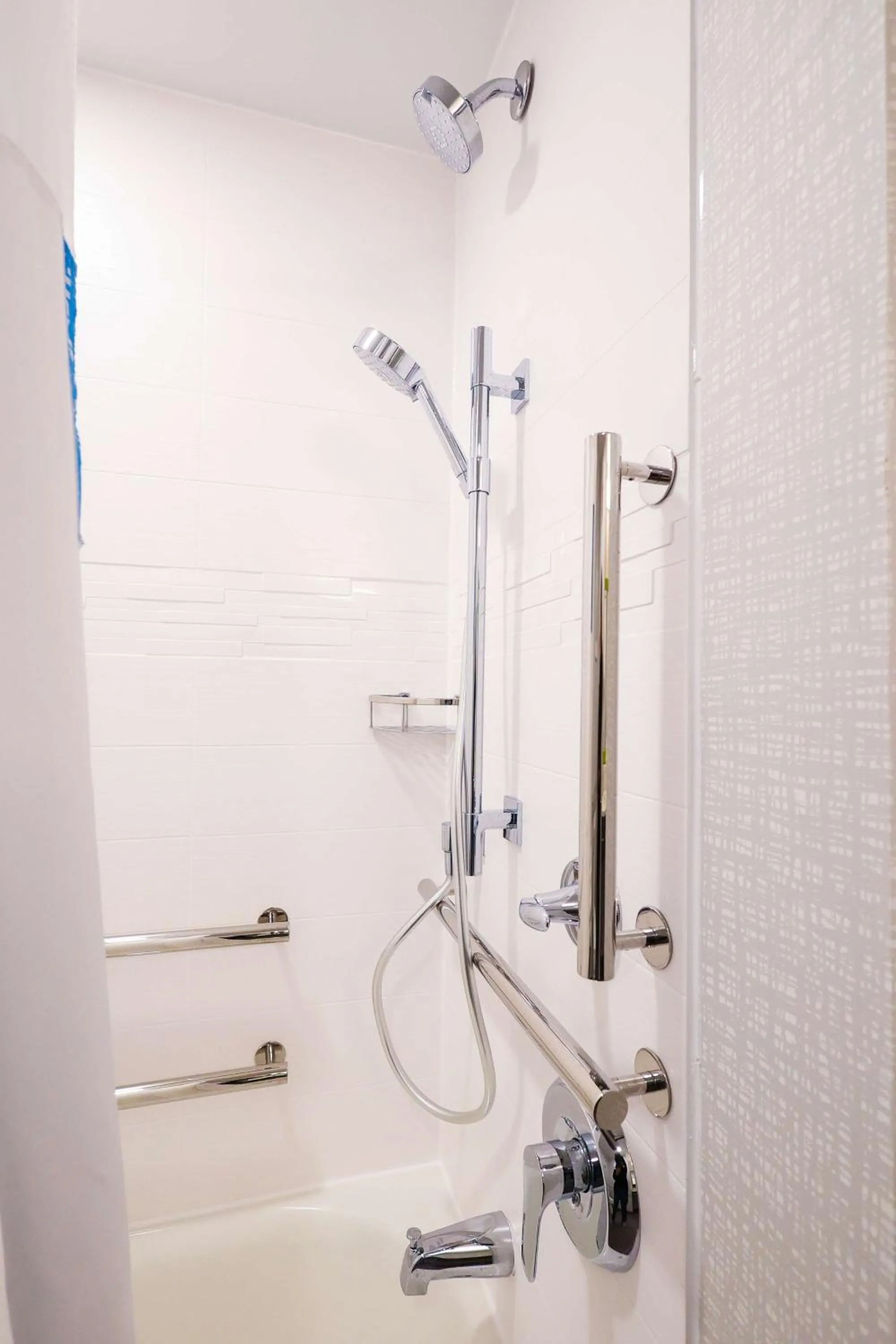 Bathroom in Hampton Inn Rehoboth Beach