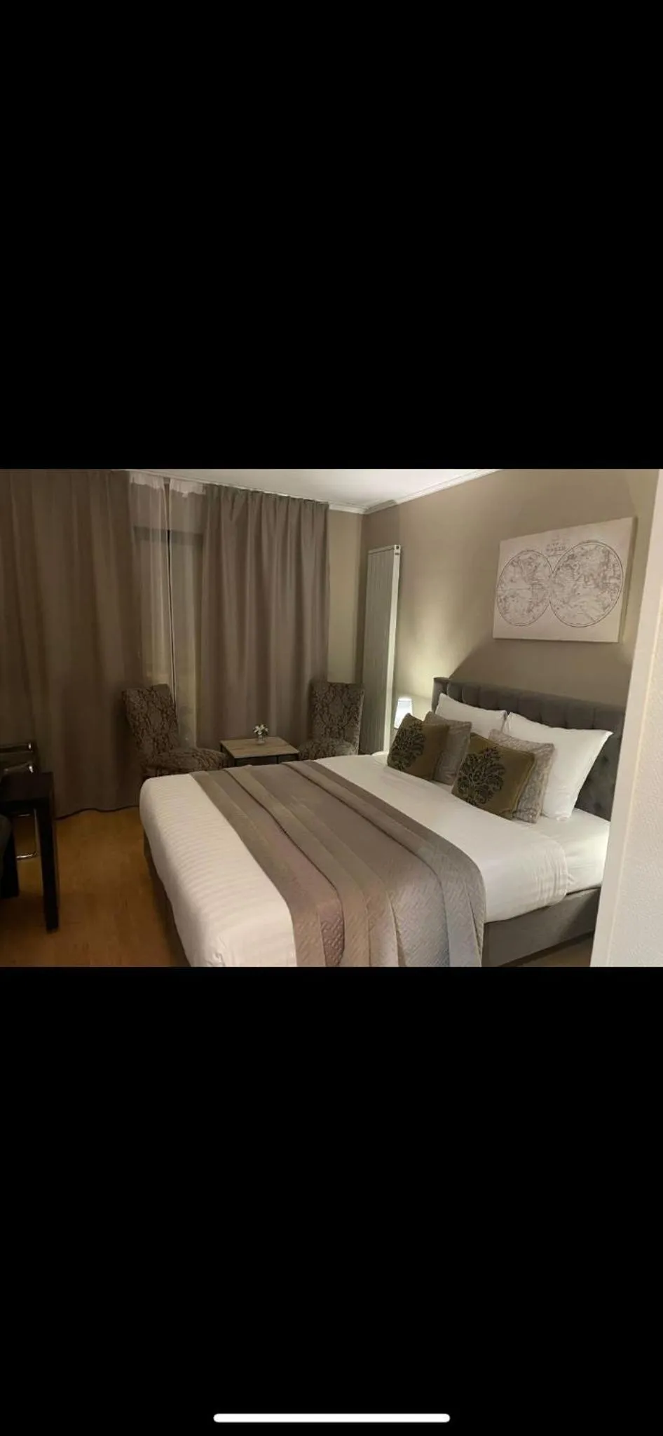 Bed in Park Hotel Airport