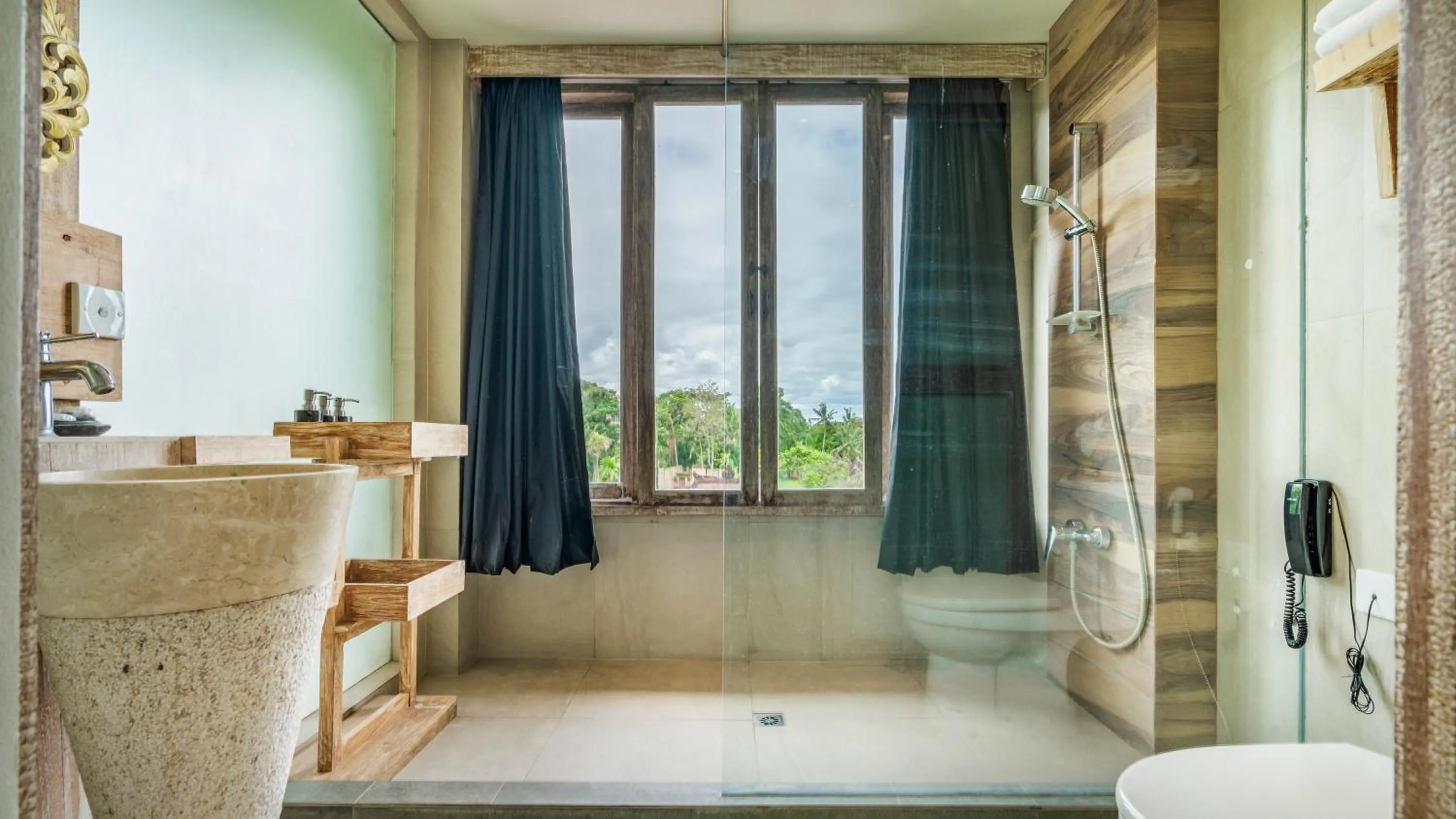 Shower in KajaNe Yangloni at Ubud Bali