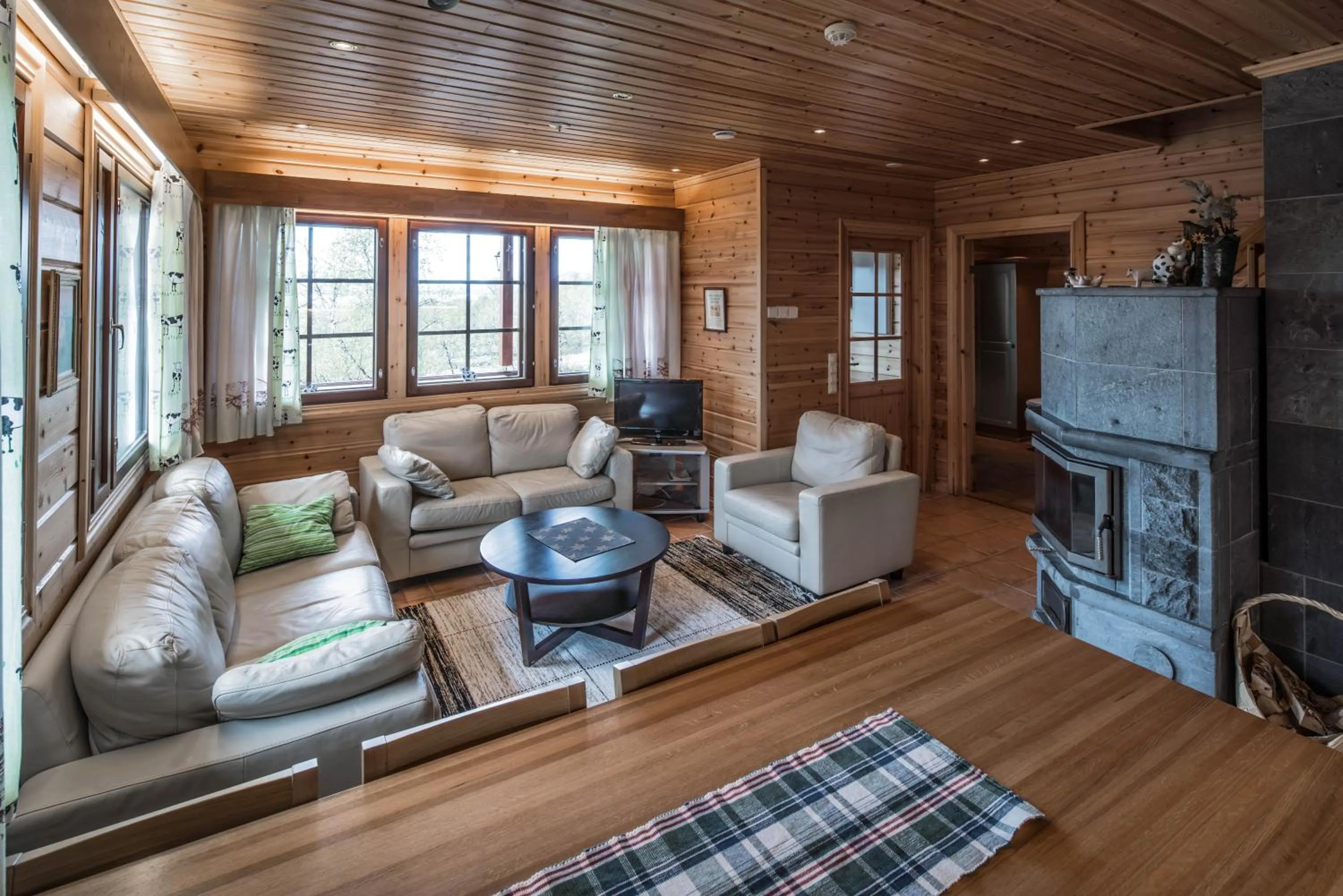 Day in Tundrea Holiday Resort